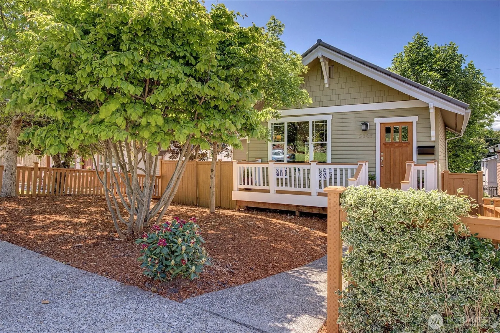 Property photo for 5105 46th Avenue Sw, Seattle