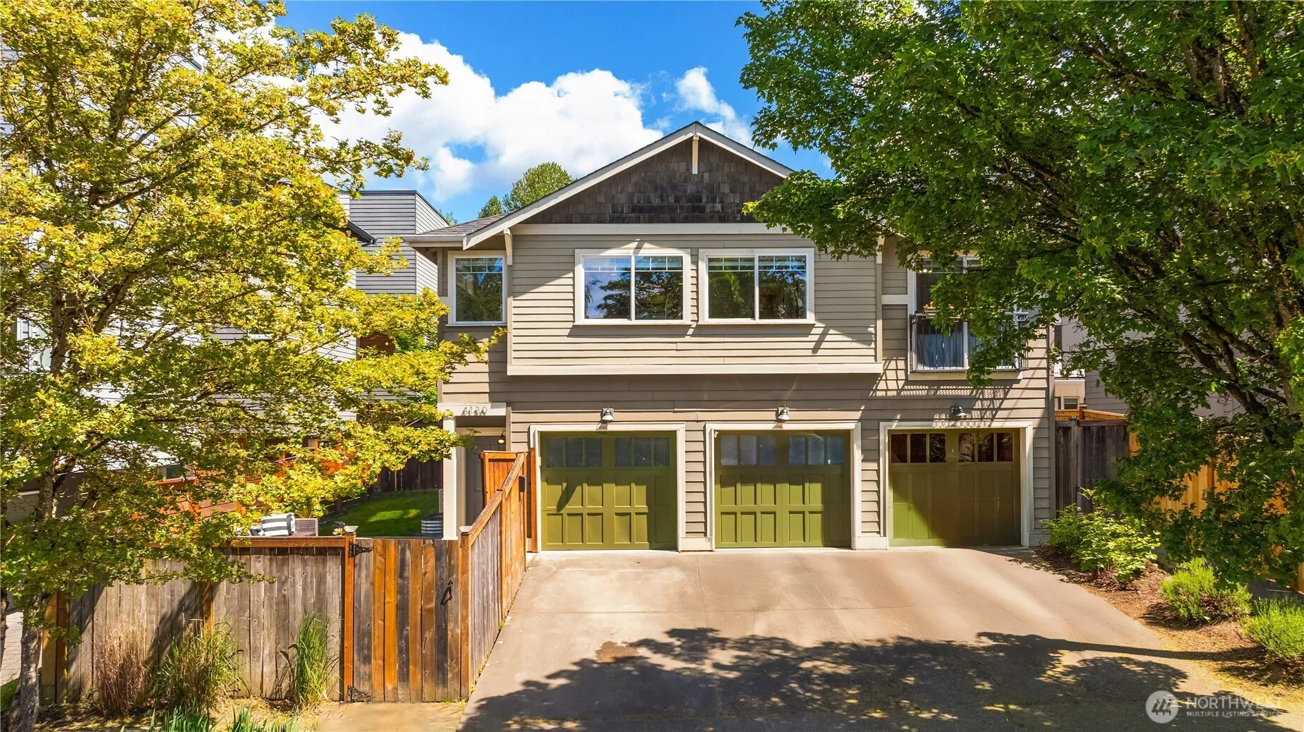 Property photo for 4130 25th Avenue Sw, Seattle