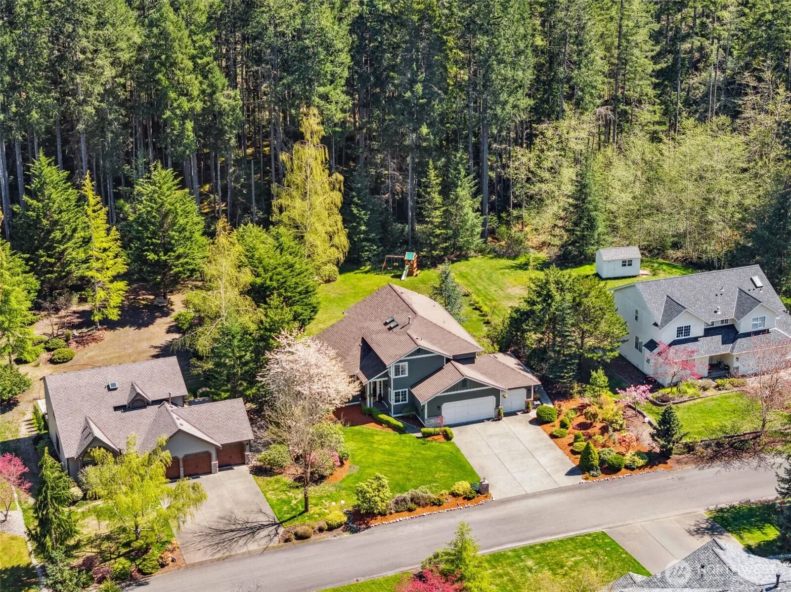 Property photo for 7811 Broadstone Place Sw, Port Orchard photo 2