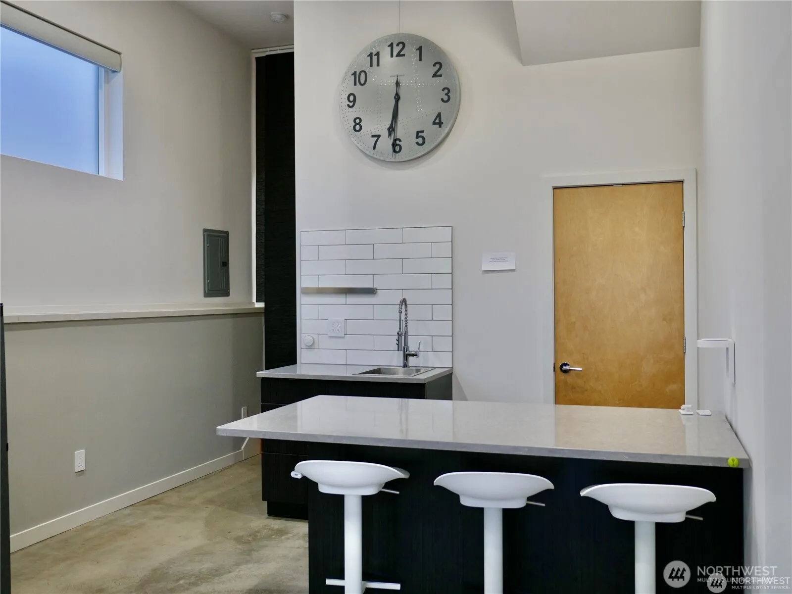 Property photo for 4044 California Avenue Sw #a, Seattle photo 5