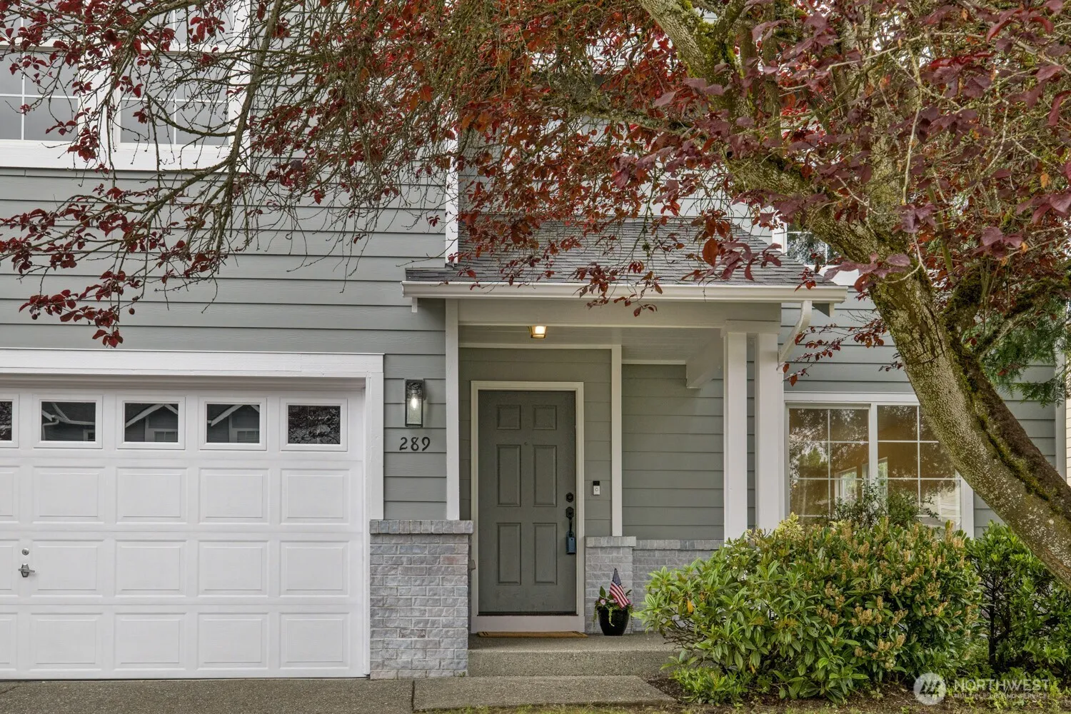 Property photo for 289 Edmonds Avenue Se, Renton photo 3