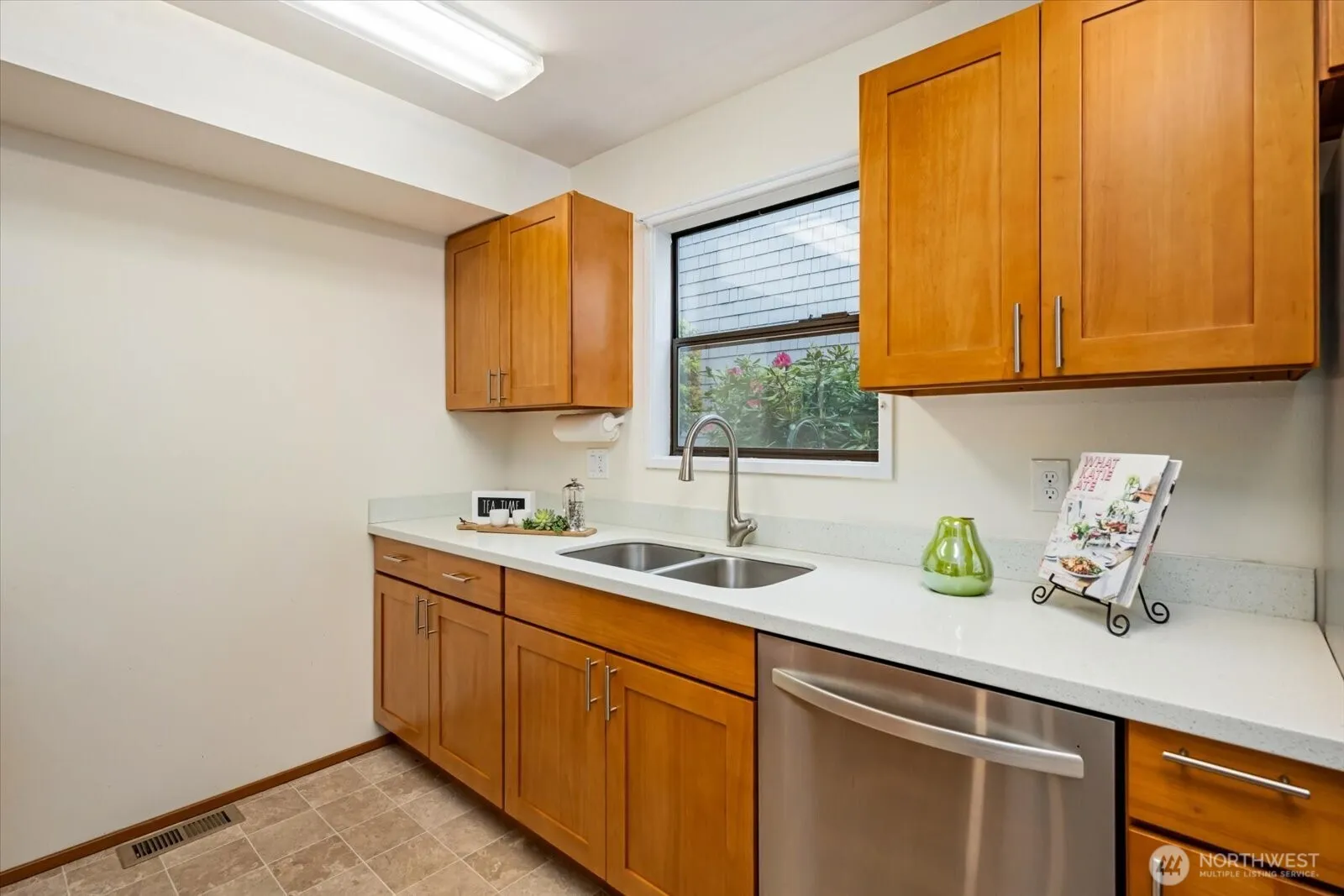 Property photo for 4149 220th Place Se #1052, Issaquah photo 5