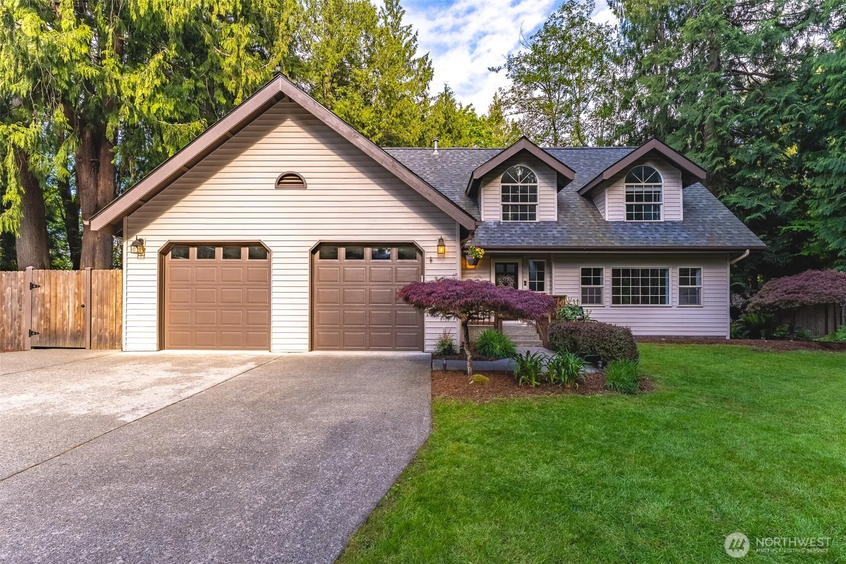 Property photo for 1284 Lowe Avenue, Bellingham