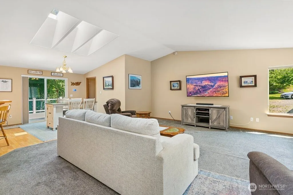 Property photo for 8729 Row Lane Se, Port Orchard photo 3