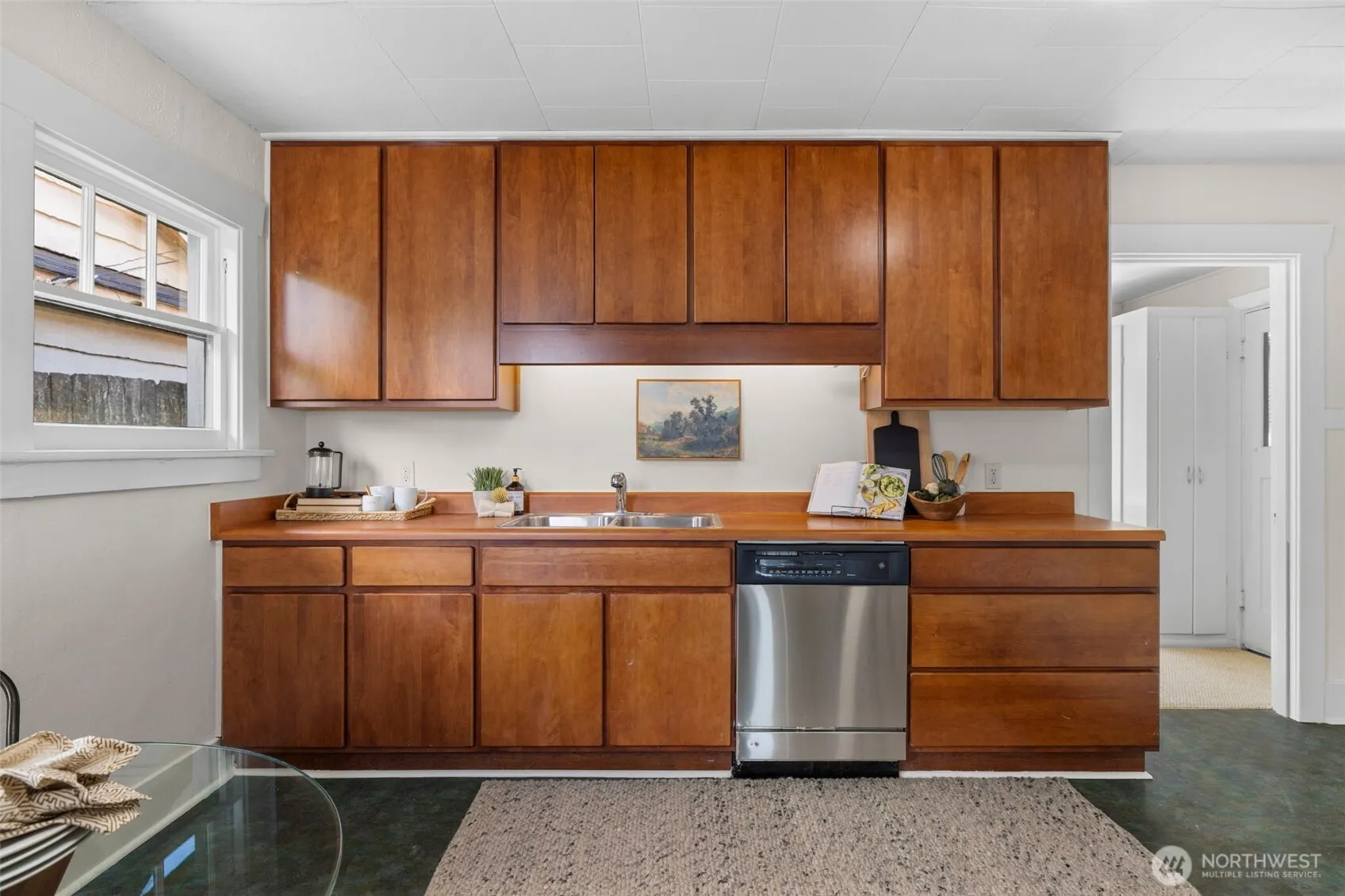 Property photo for 3859 34th Avenue Sw, Seattle photo 5