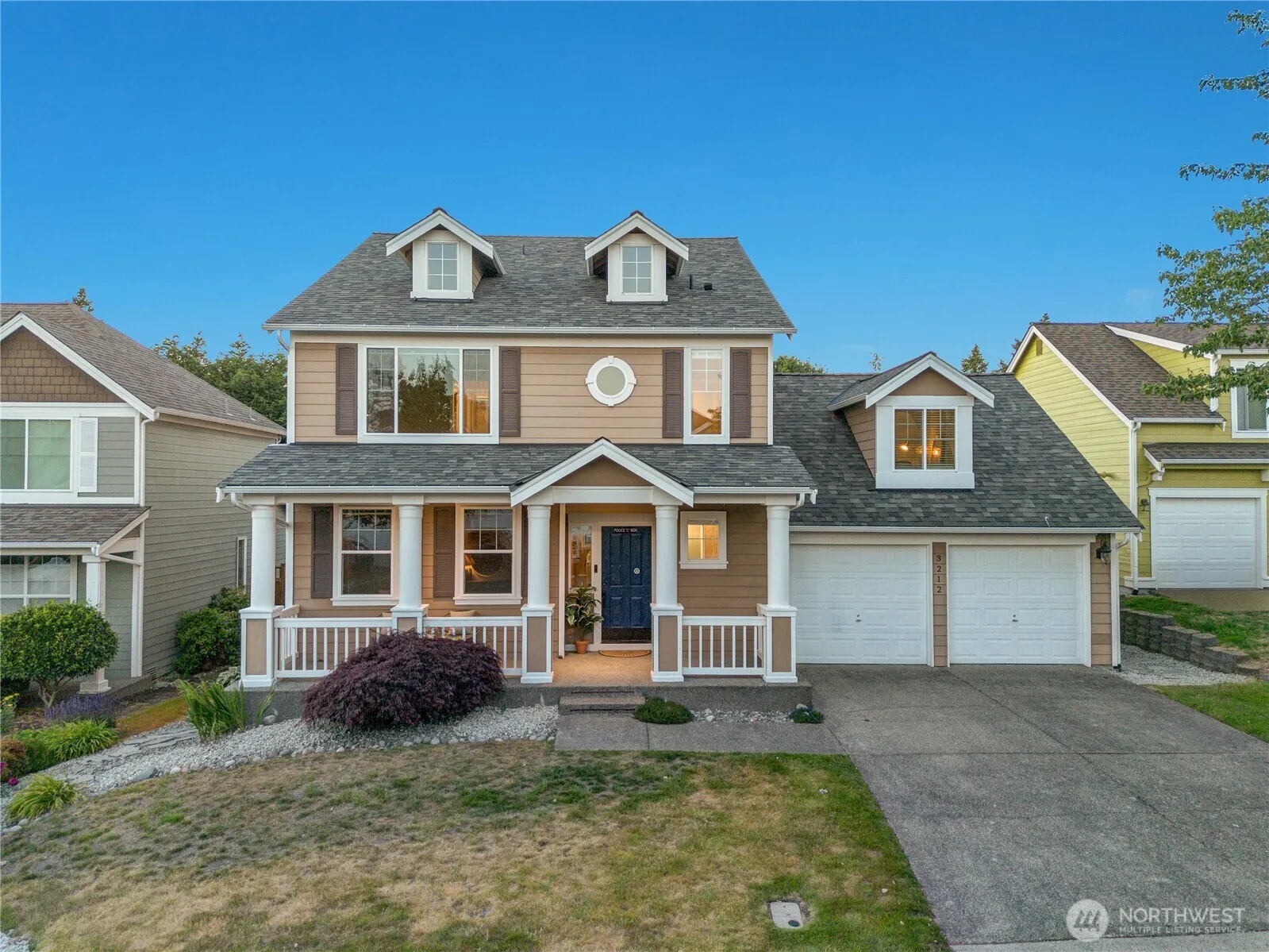 Property photo for 3212 Maplewood Circle Ne, Tacoma