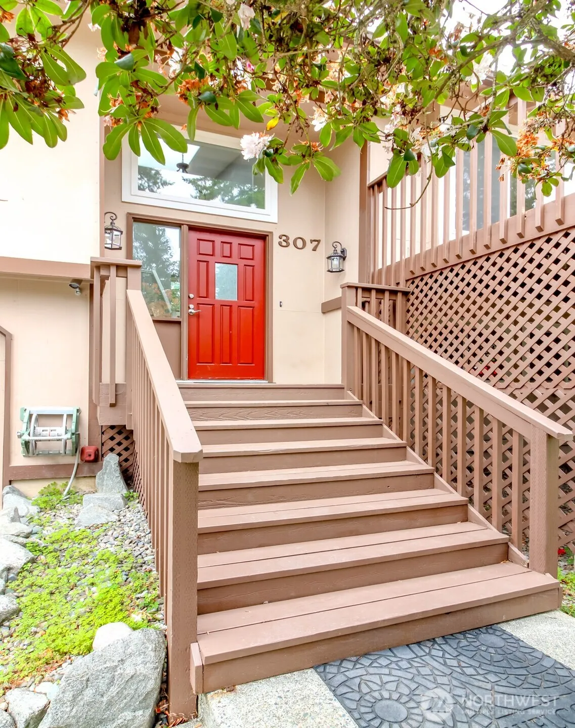 Property photo for 307 Point Fosdick Place Nw, Gig Harbor photo 3