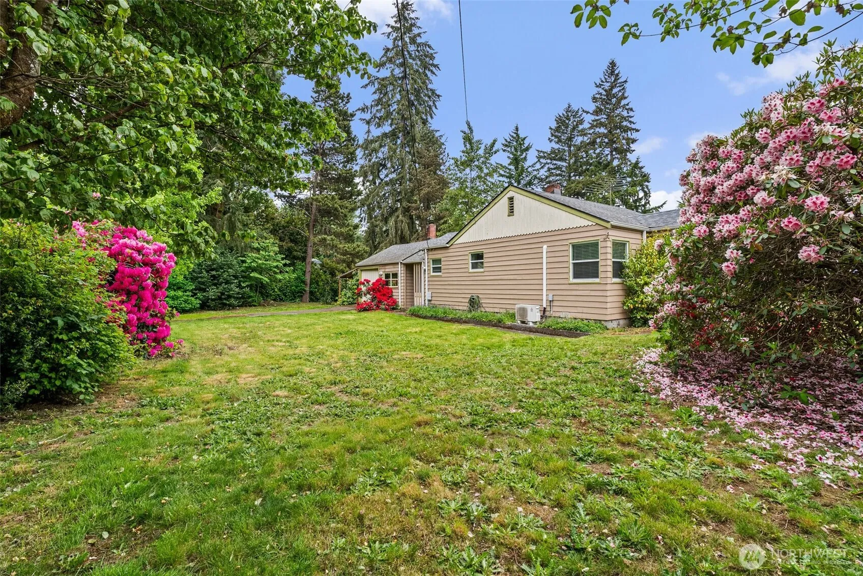 Property photo for 2301 Bush Avenue Nw, Olympia photo 3