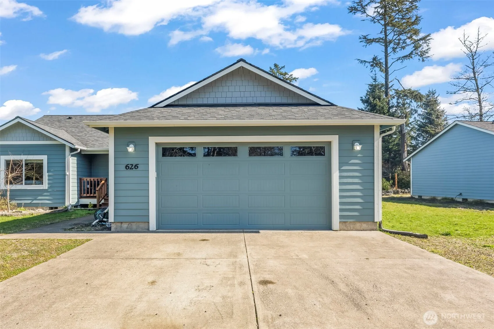 Property photo for 626 Duck Lake Drive Se, Ocean Shores photo 3