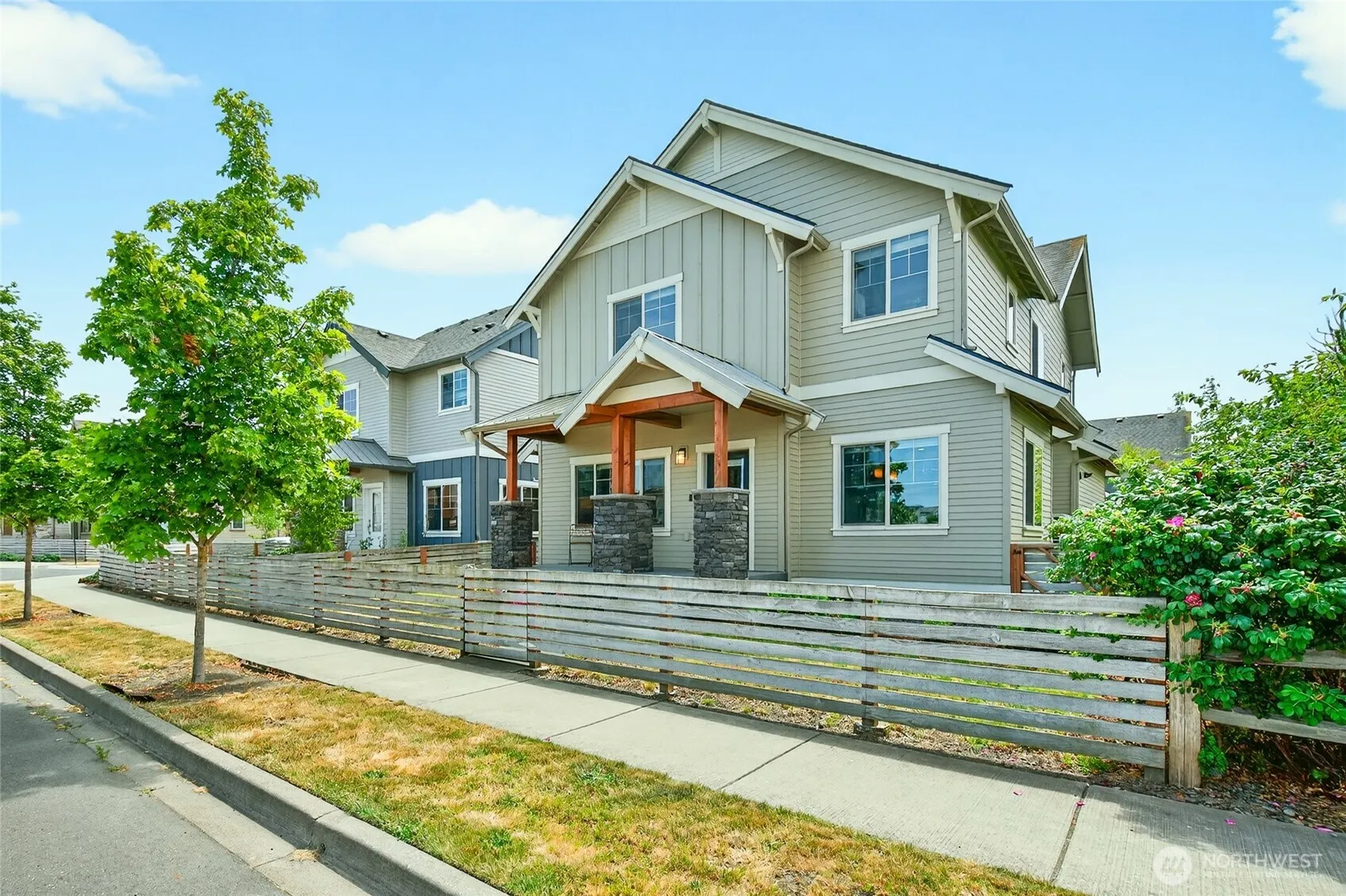 Property photo for 704 Springside Lane, Bellingham photo 2