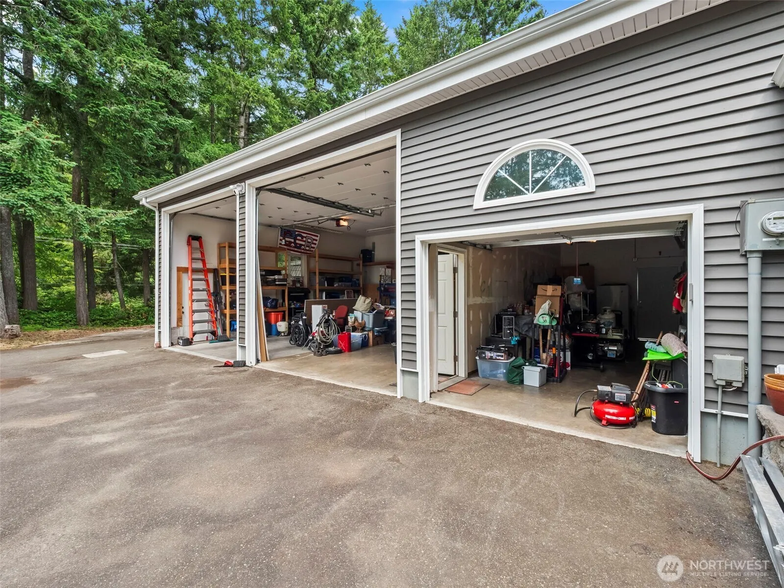 Property photo for 4799 Pembrook Place Se, Port Orchard photo 3