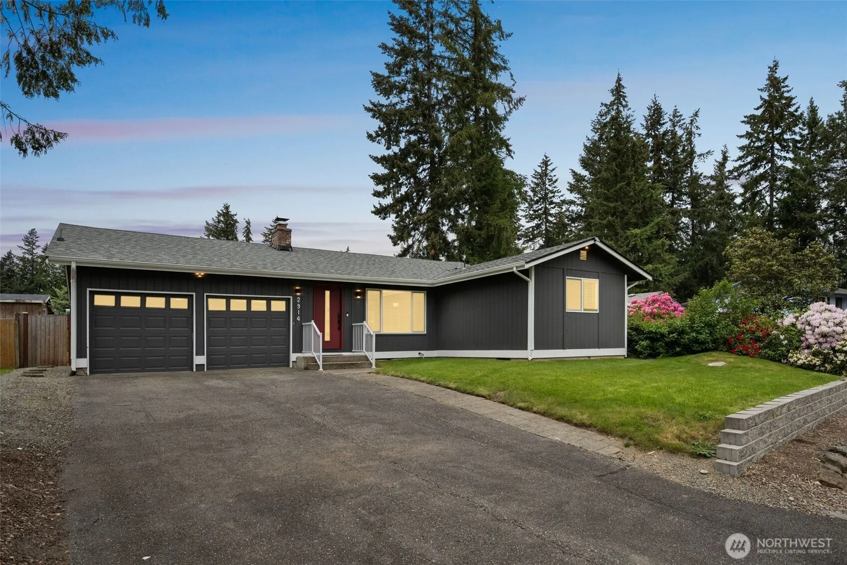 Property photo for 2914 Alderbrook Court St, Puyallup