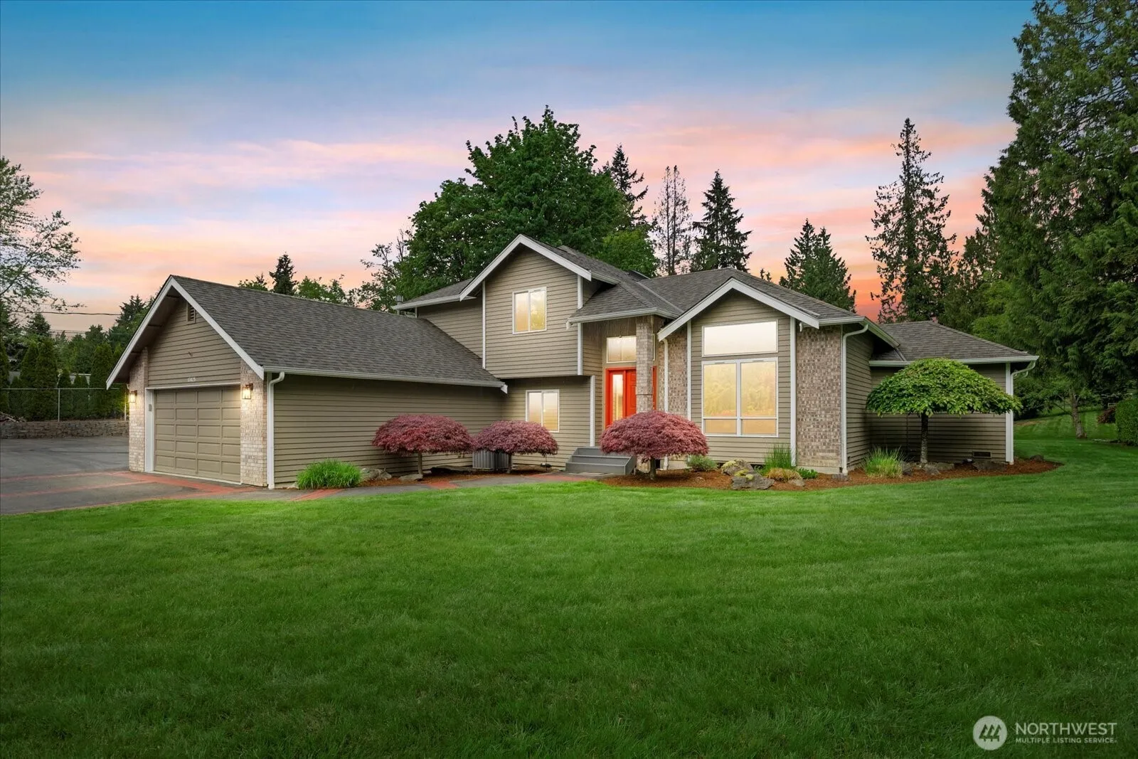Property photo for 17425 Snohomish Avenue, Snohomish