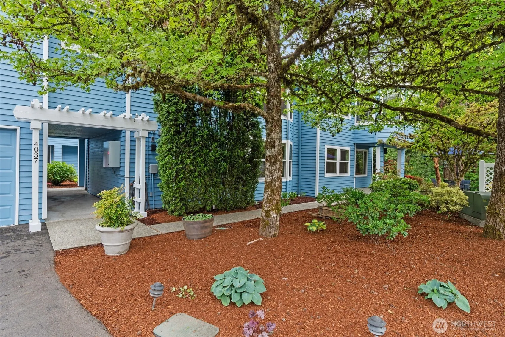 Property photo for 4037 220th Place Se #1105, Issaquah photo 3
