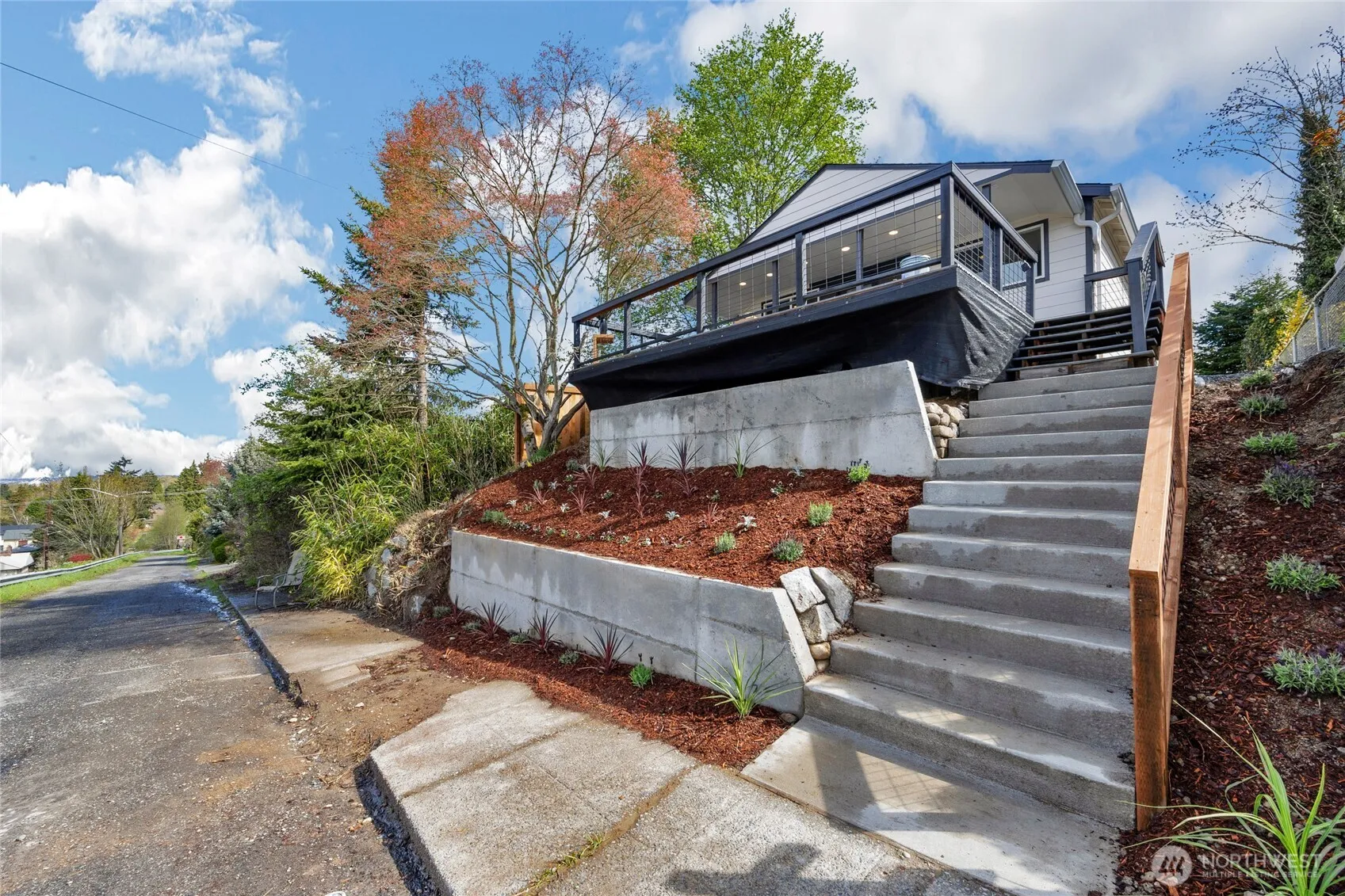 Property photo for 7738 14th Avenue Sw, Seattle photo 2