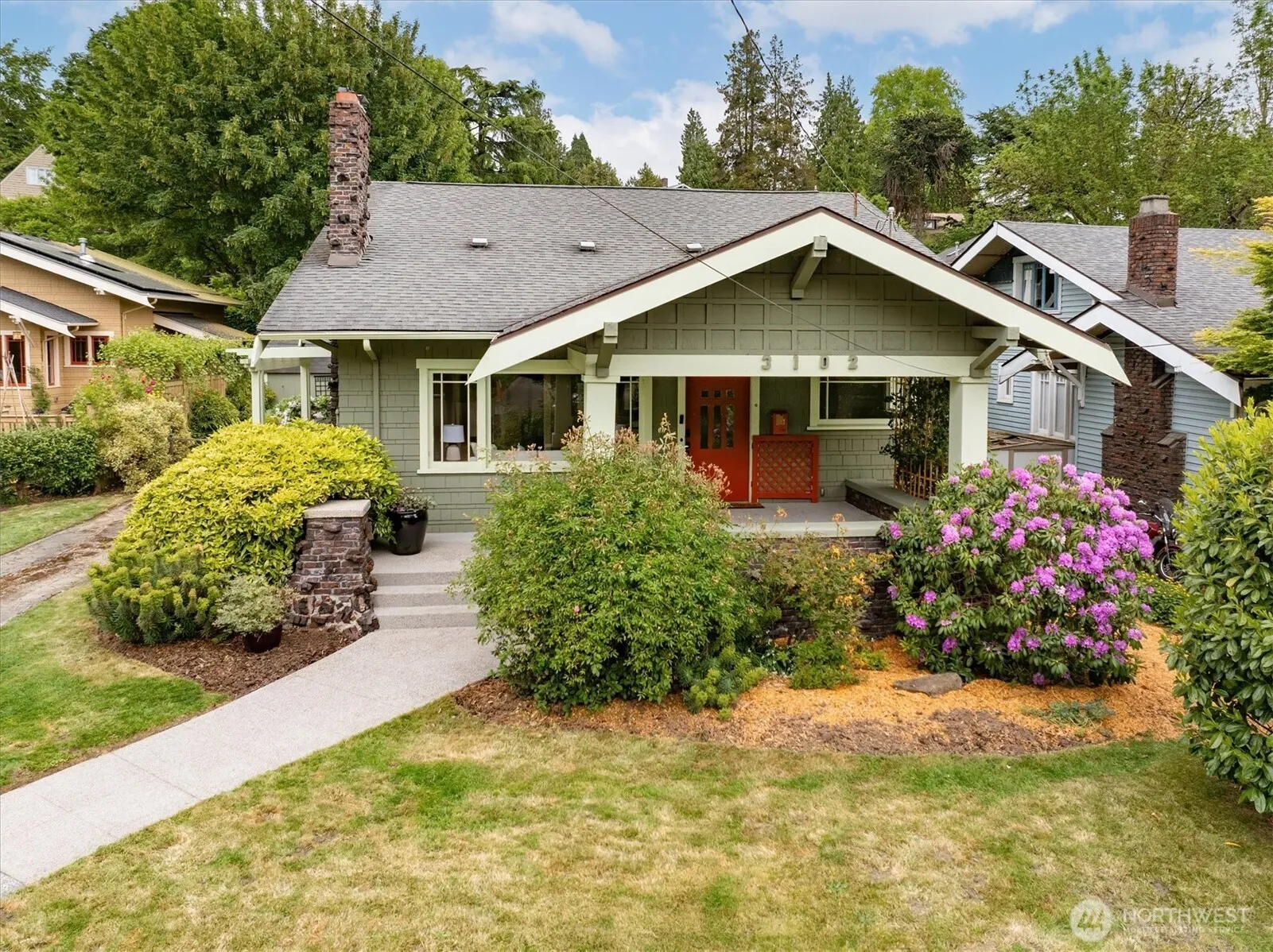 Property photo for 3102 35th Avenue S, Seattle
