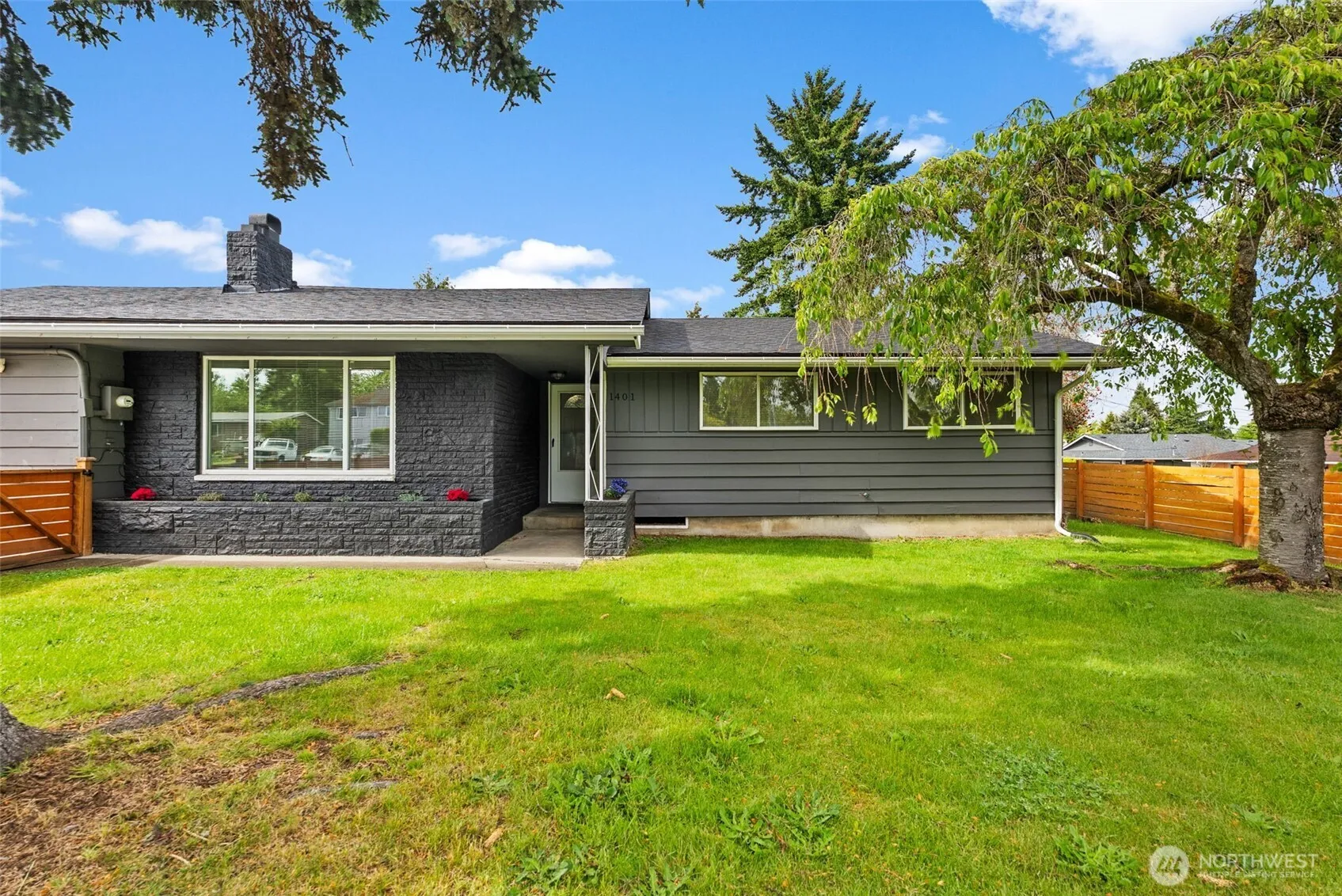 Property photo for 1401 S 84th Street, Tacoma