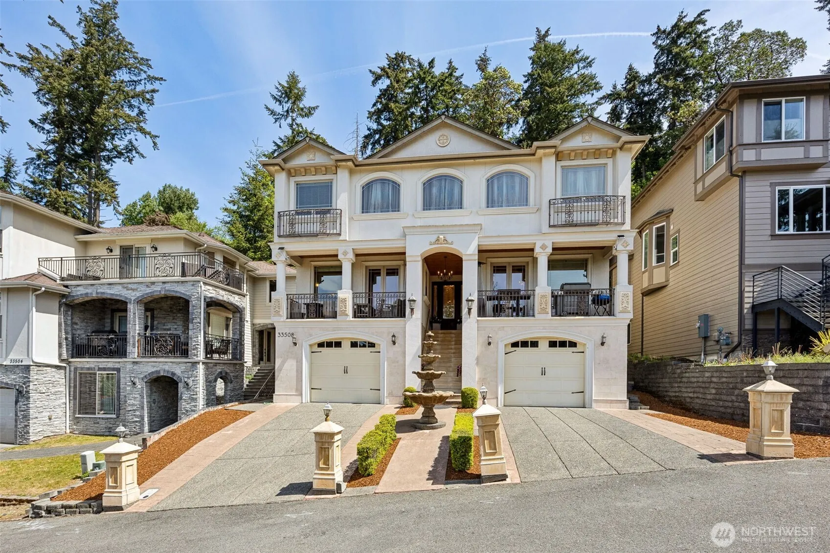 33508 42 Avenue Sw, Federal Way