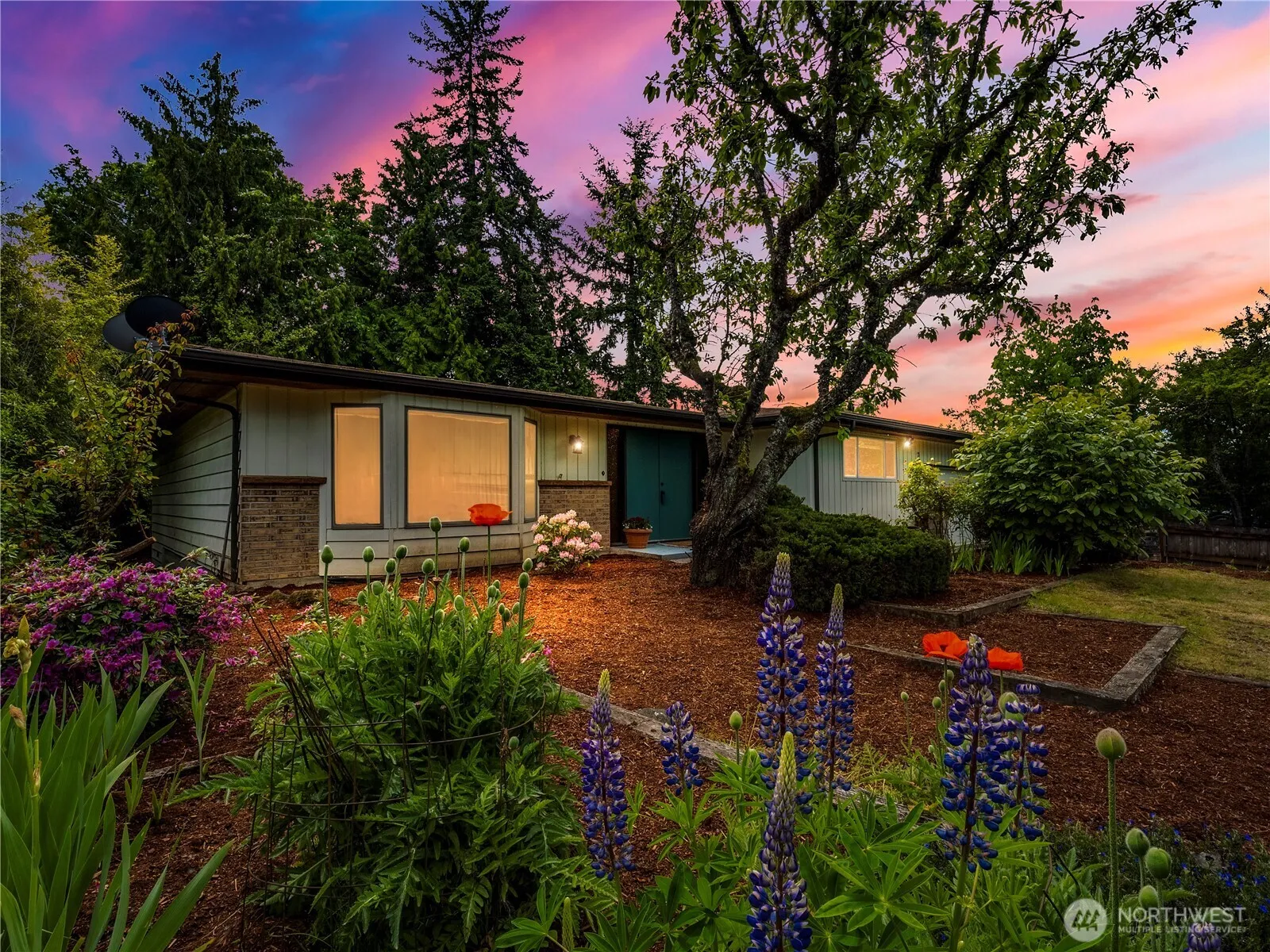 Property photo for 10223 Se 213th Place, Kent