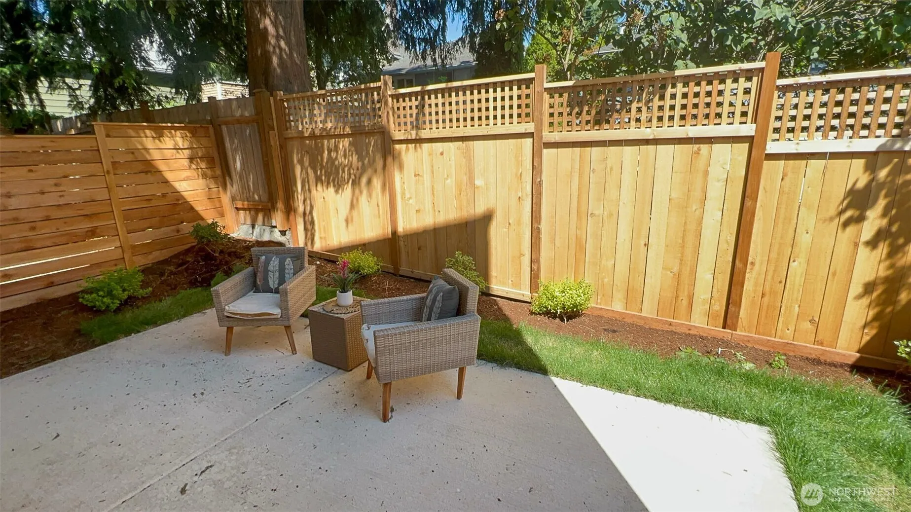 Property photo for 7350 21st Avenue Nw, Seattle photo 3