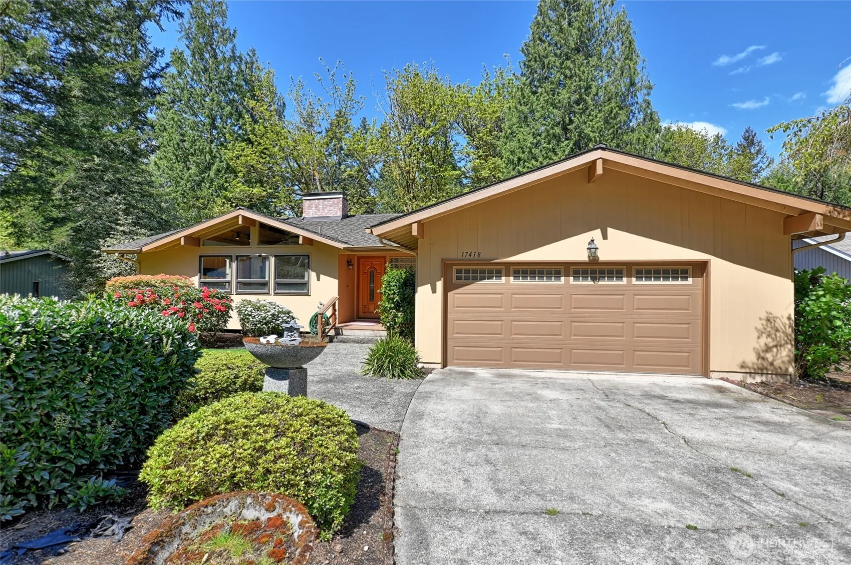 17418 Ne 33rd Street, Redmond