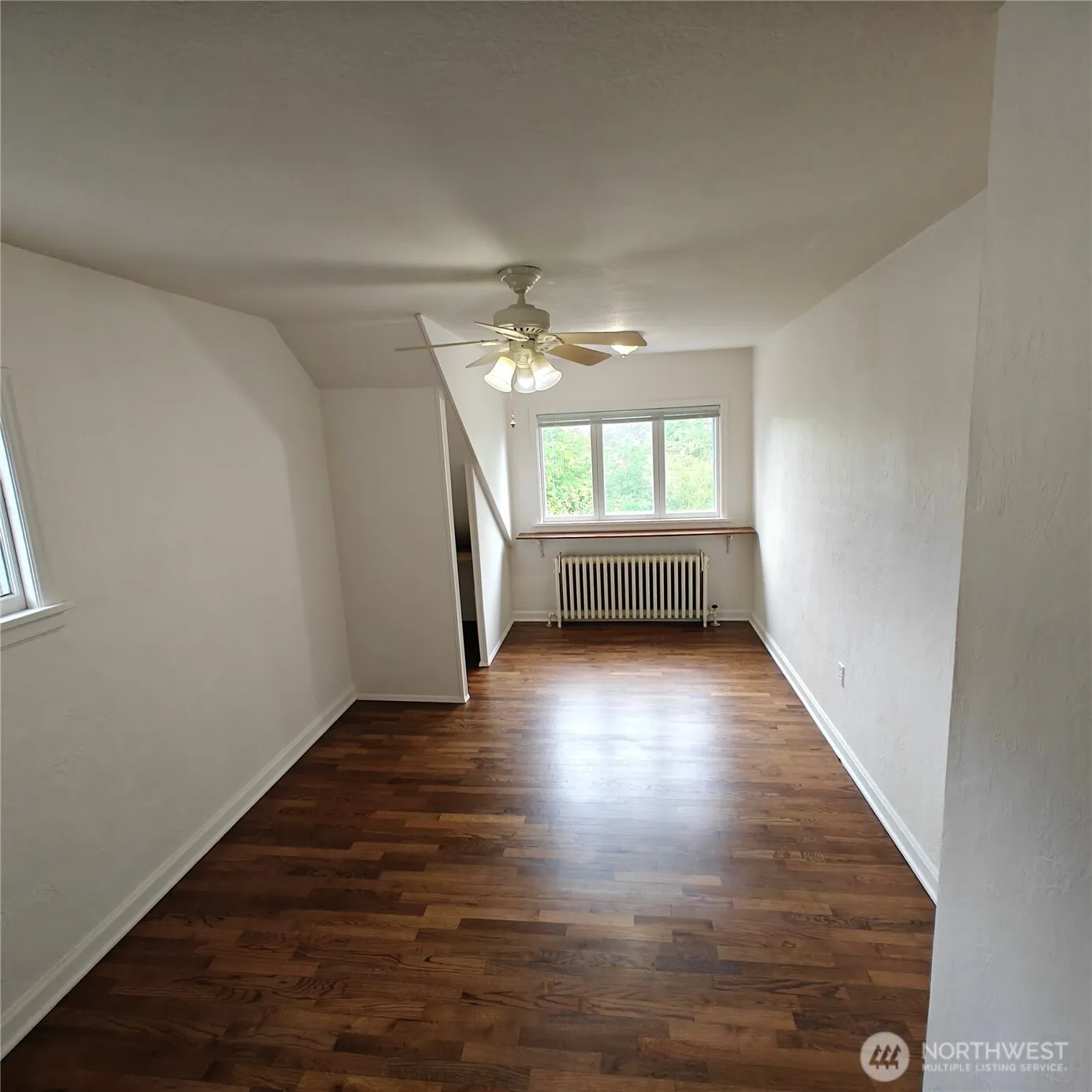 Property photo for 210 S Summit Avenue, Bremerton photo 4
