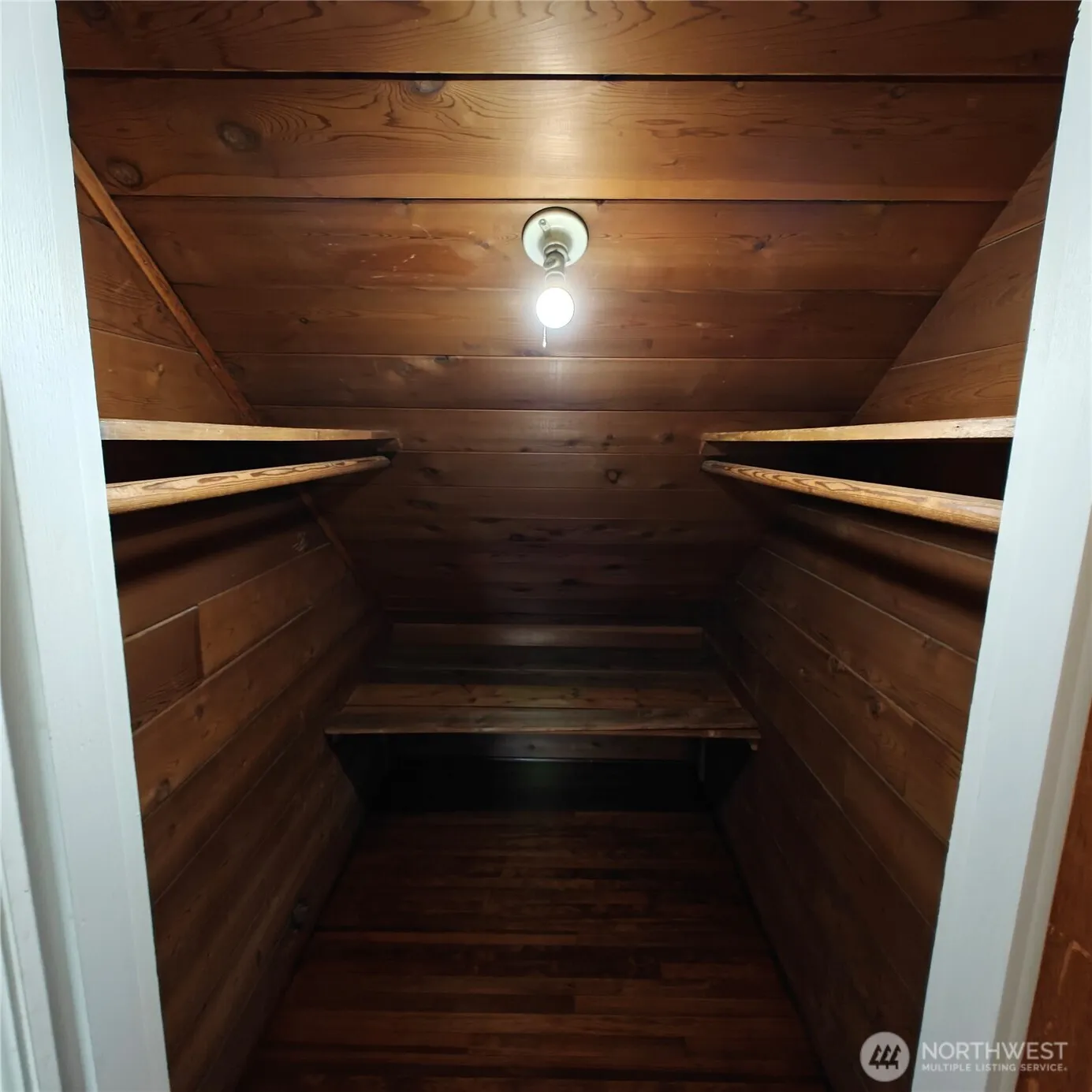 Property photo for 210 S Summit Avenue, Bremerton photo 5