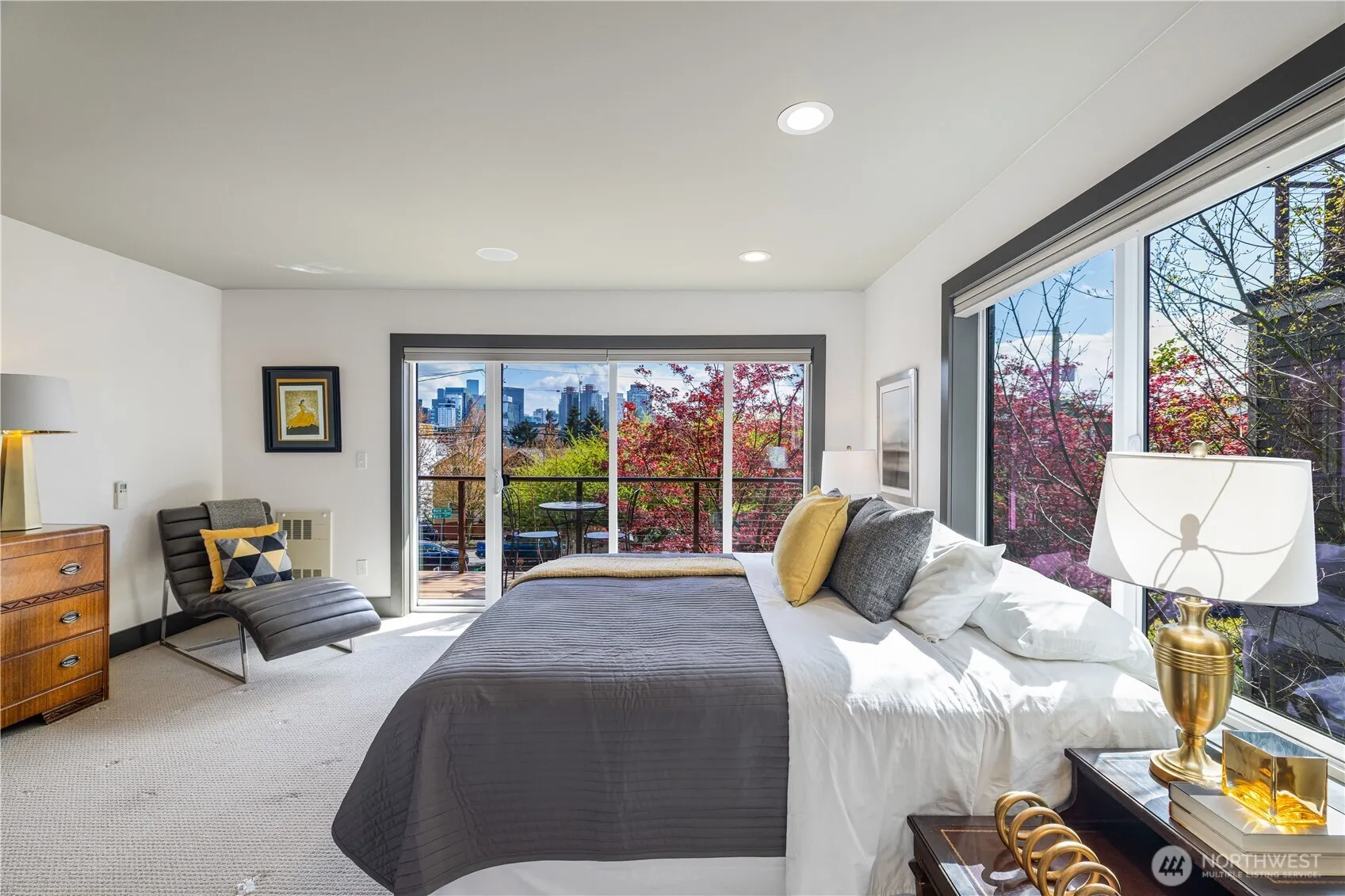 Property photo for 564 Ward Street #a, Seattle photo 5