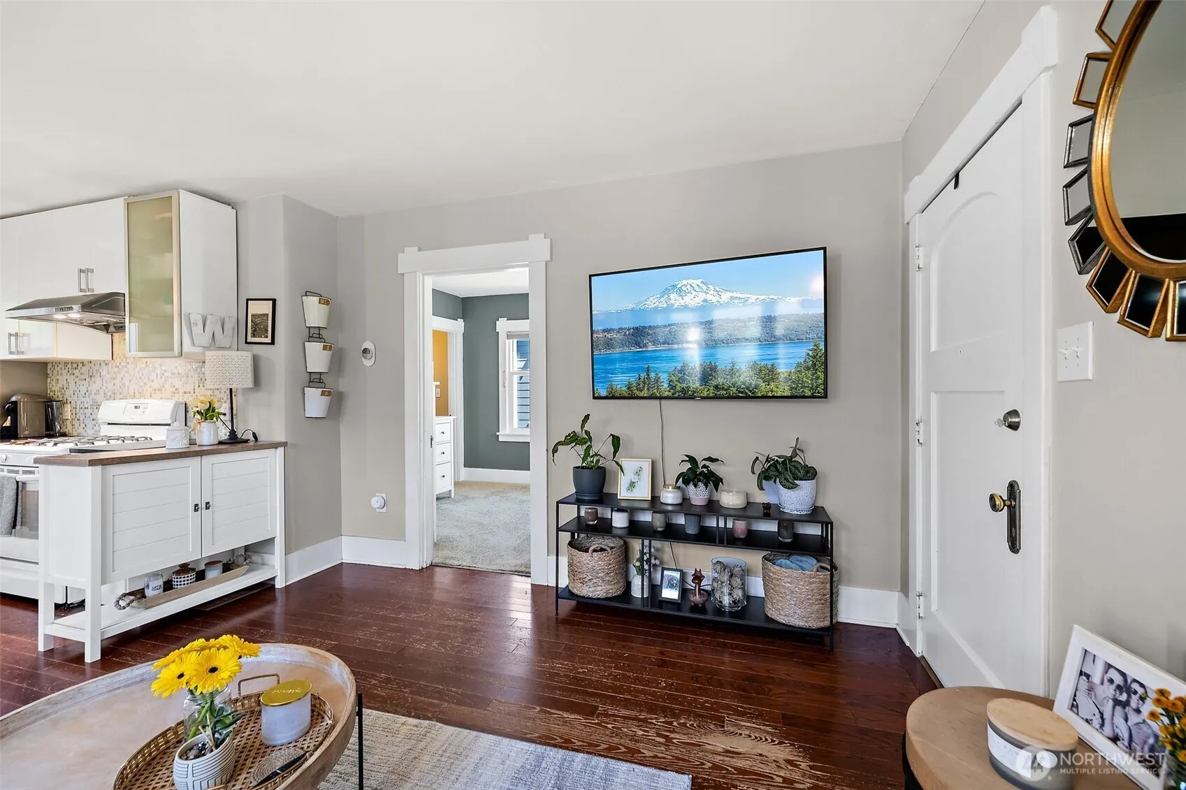 Property photo for 6311 46th Avenue Sw, Seattle photo 4