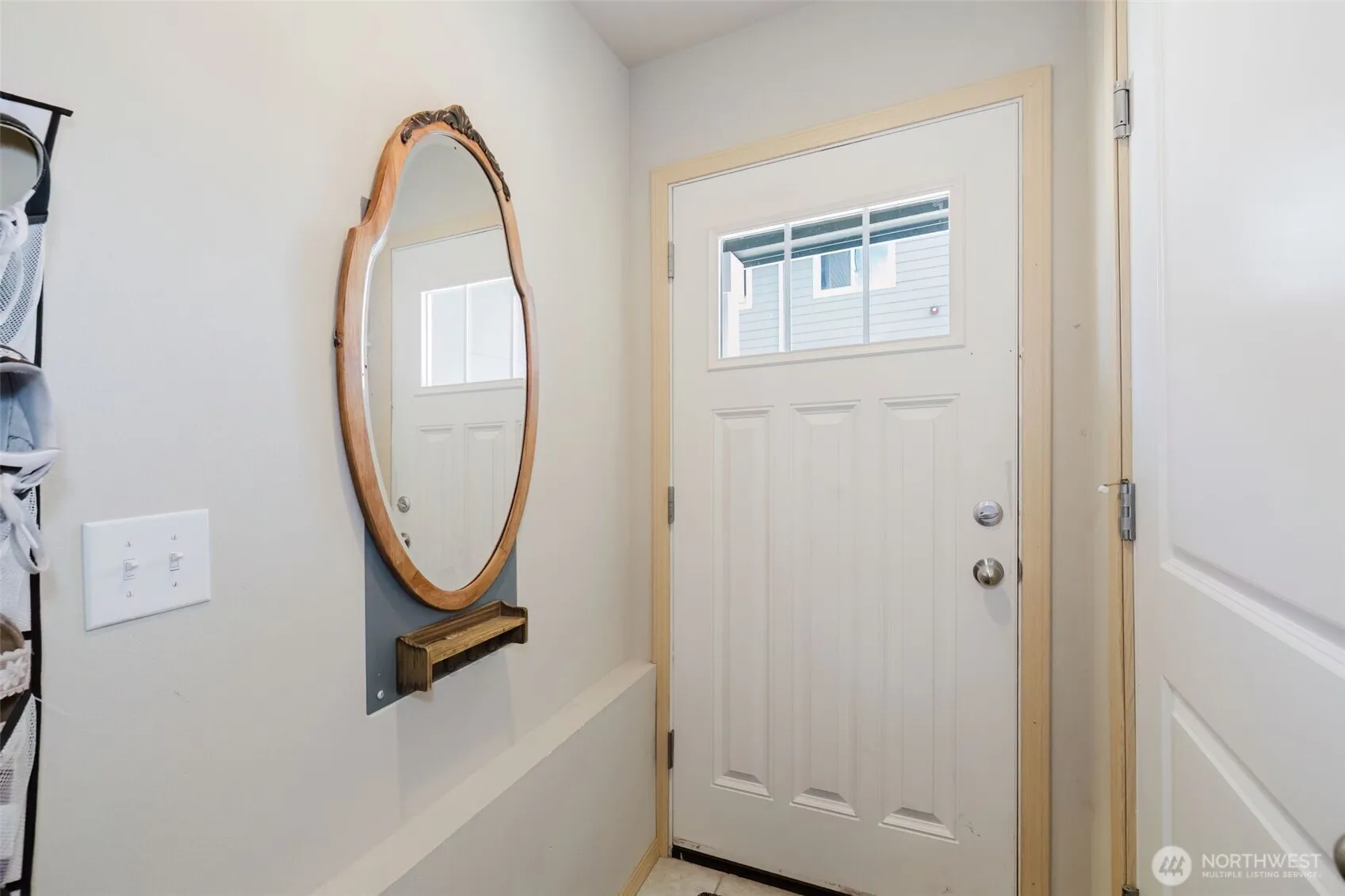 Property photo for 2450 Zeeden Way, Bremerton photo 4