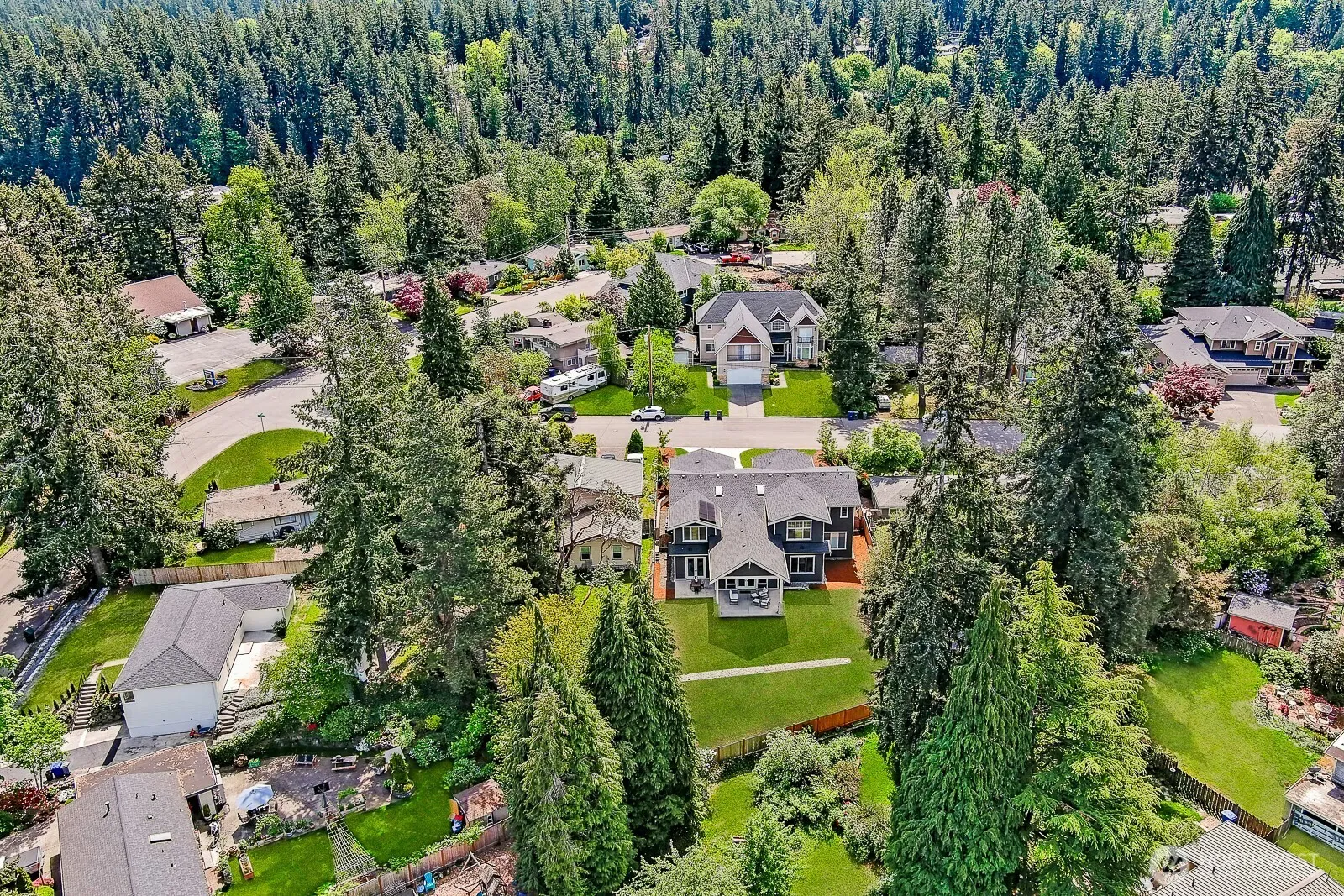 Property photo for 14732 Se Eastgate Drive, Bellevue photo 2