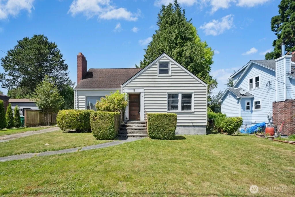Property photo for 8711 28th Avenue Nw, Seattle photo 2