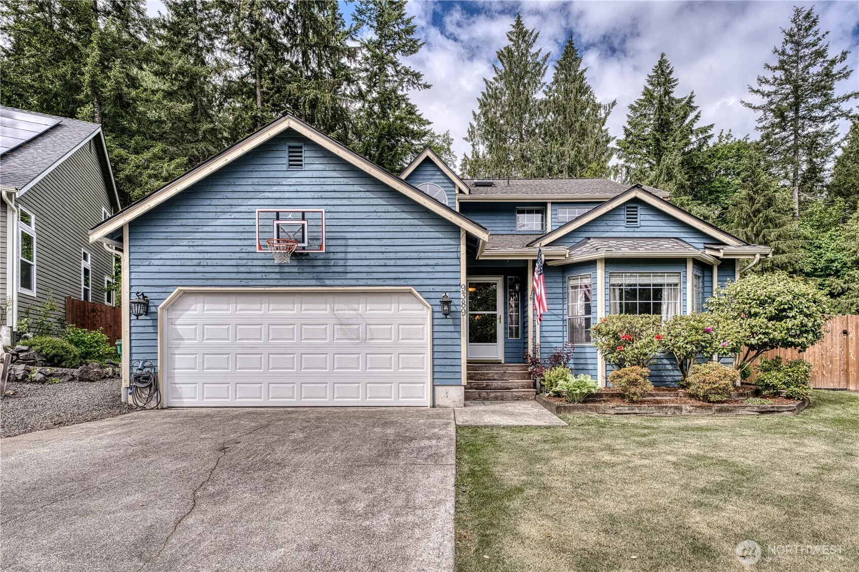 Property photo for 9389 St Johns Place Ne, Bremerton photo 3