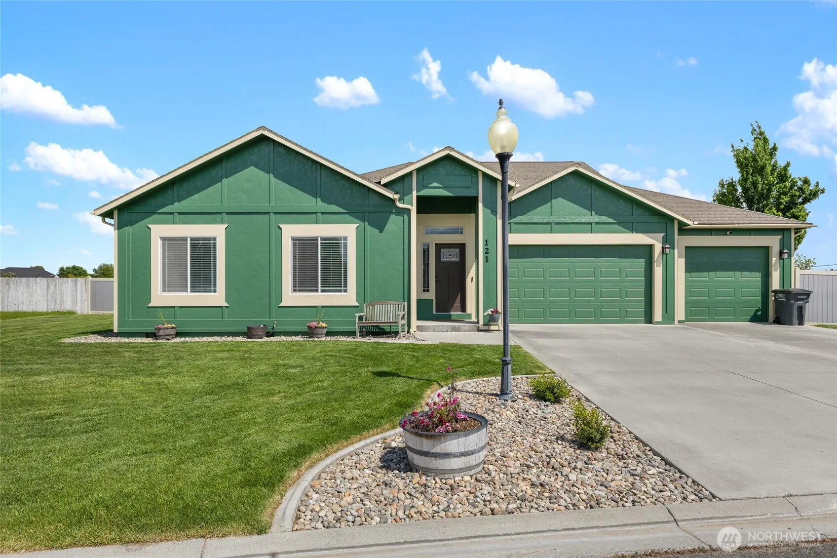 Property photo for 121 Scenic Drive Ne, Moses Lake