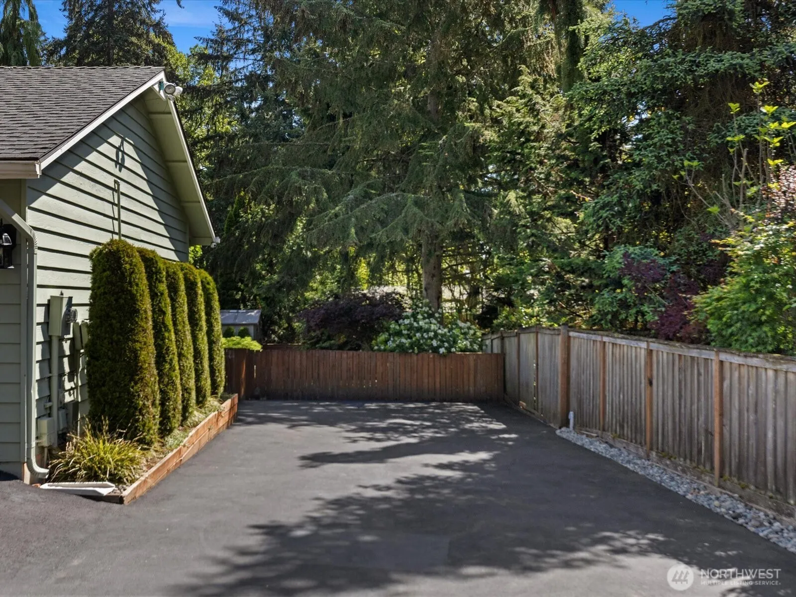 Property photo for 22427 Meridian Avenue S, Bothell photo 3