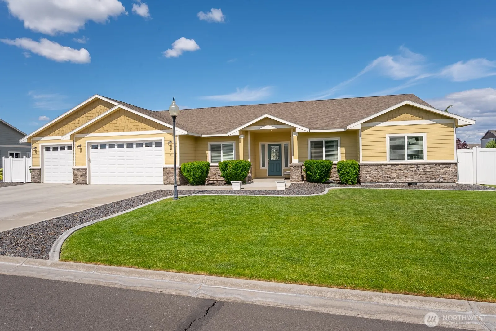 Property photo for 342 Dandero Drive Se, Moses Lake