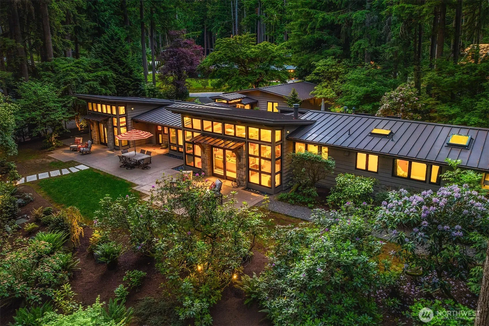 Property photo for 18 Bridlewood Circle, Kirkland
