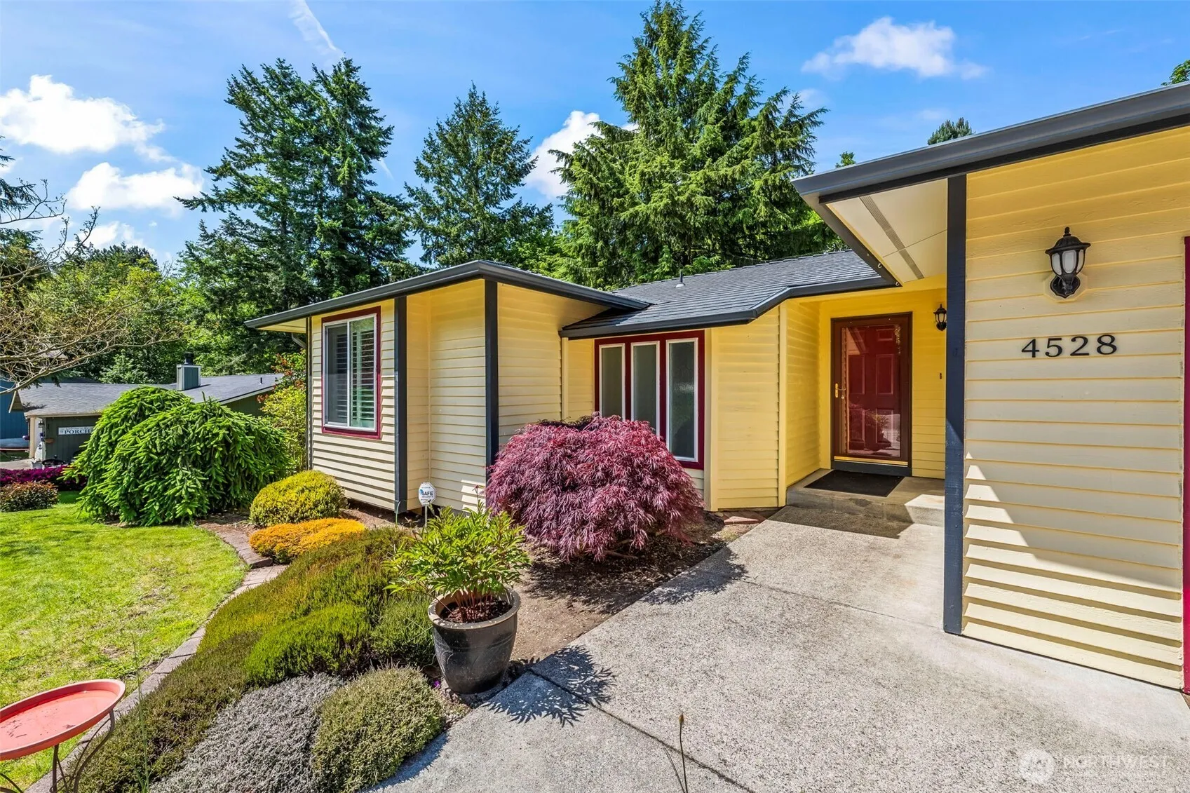 Property photo for 4528 Sw 316th Place, Federal Way photo 2