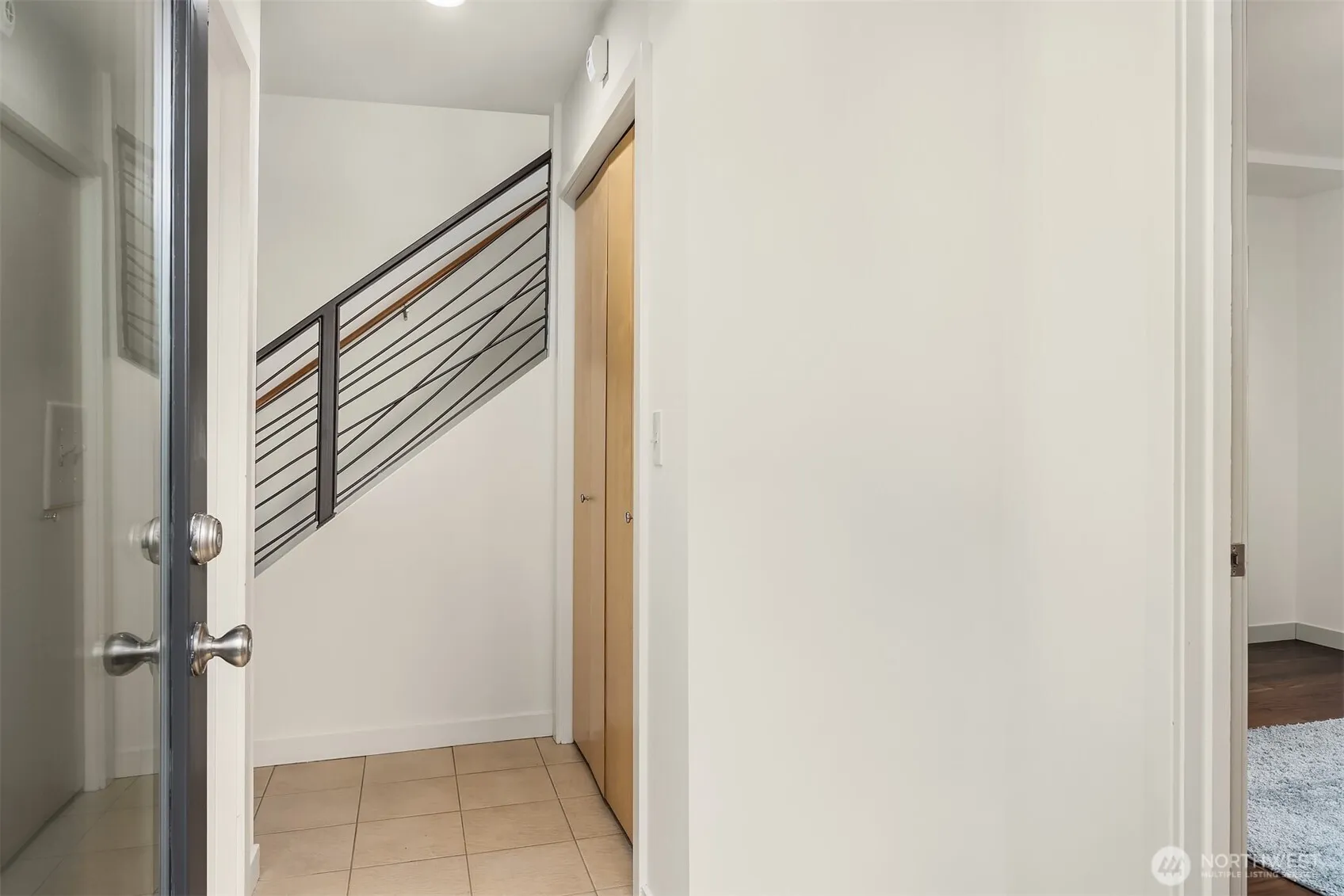 Property photo for 3818 S Hudson Street #a, Seattle photo 5