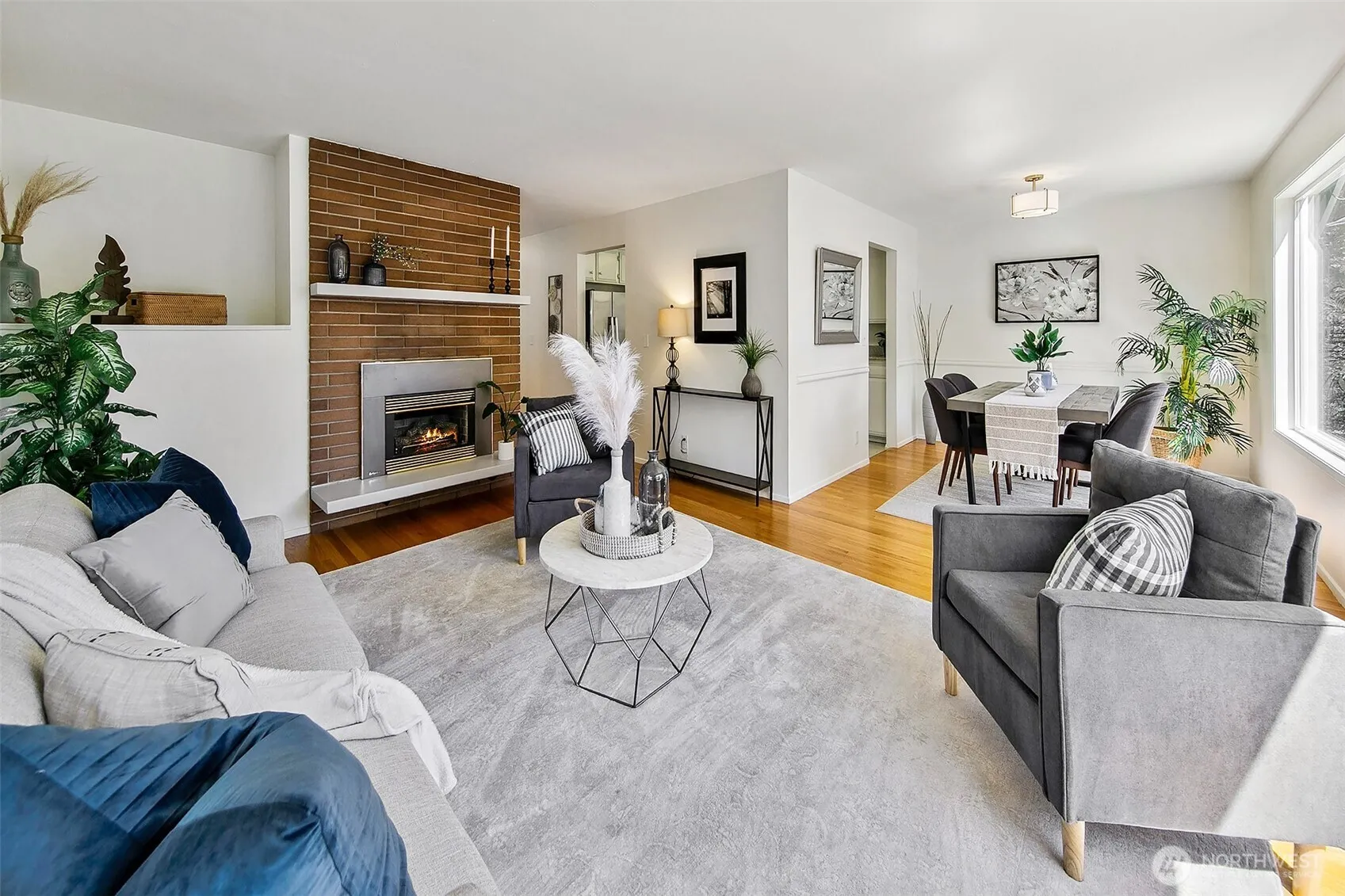 Property photo for 7507 17th Avenue Nw, Seattle photo 5