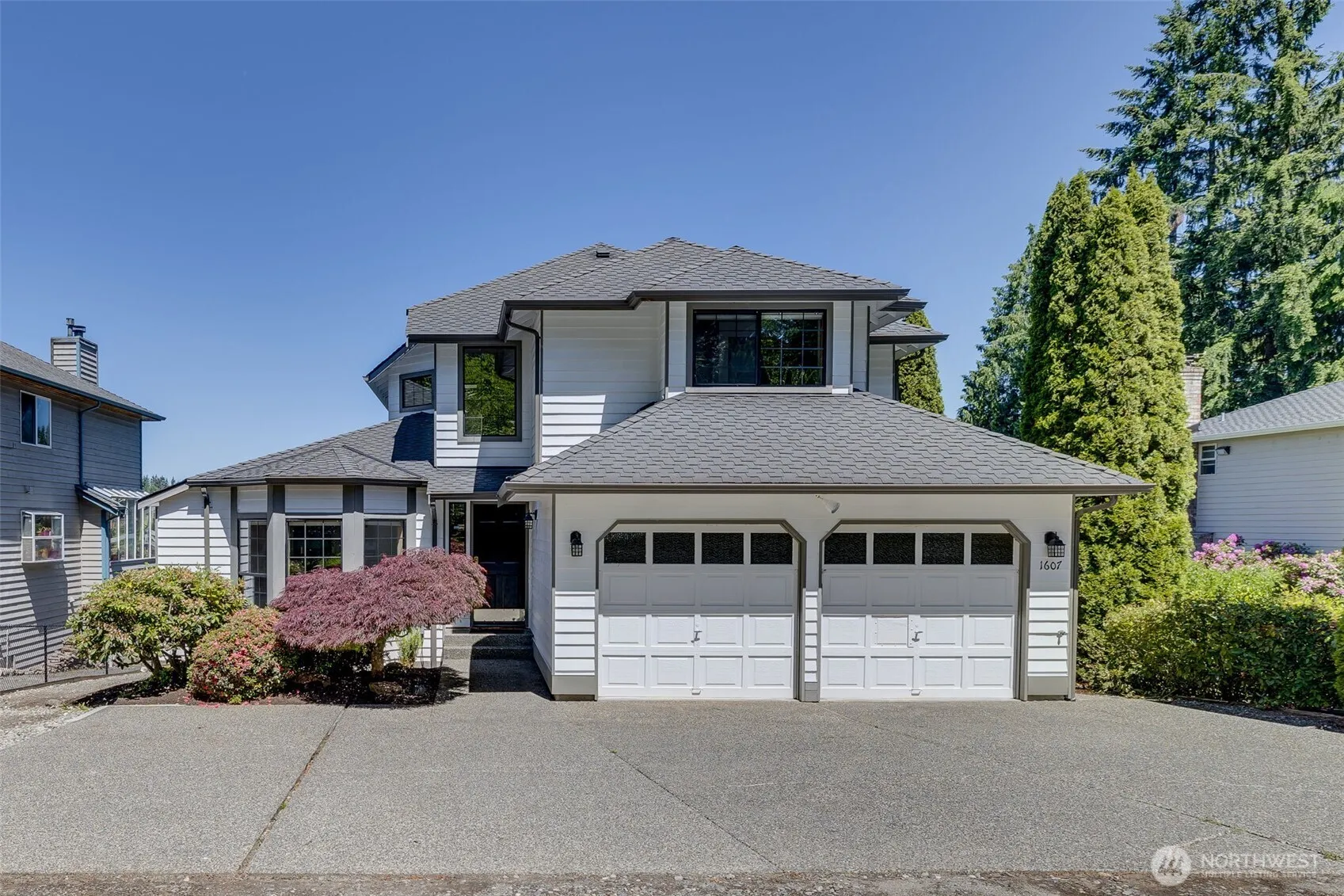 Property photo for 1607 S Lake Stickney Drive, Lynnwood