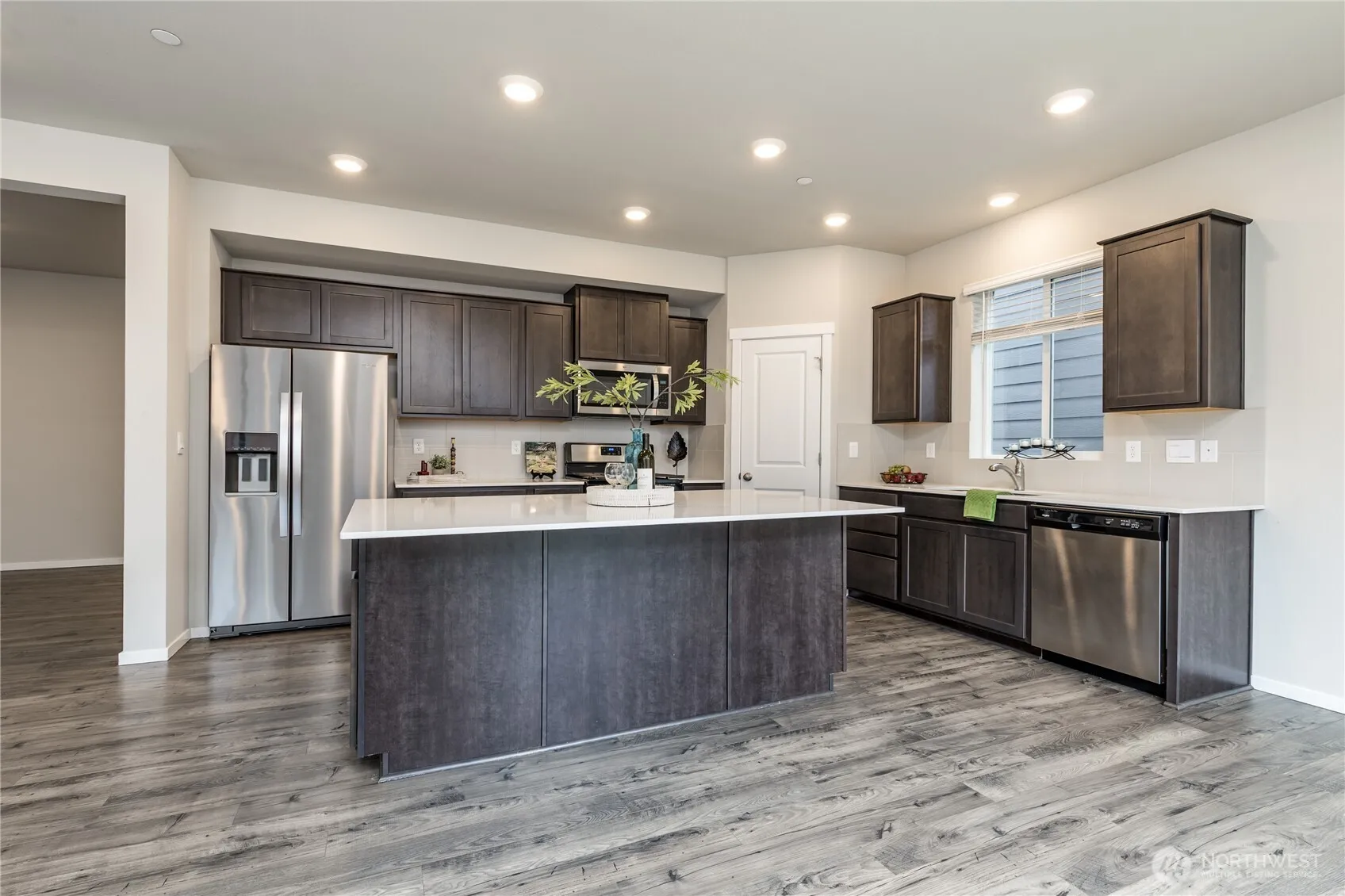 Property photo for 11030 Emmons Court E, Puyallup photo 4
