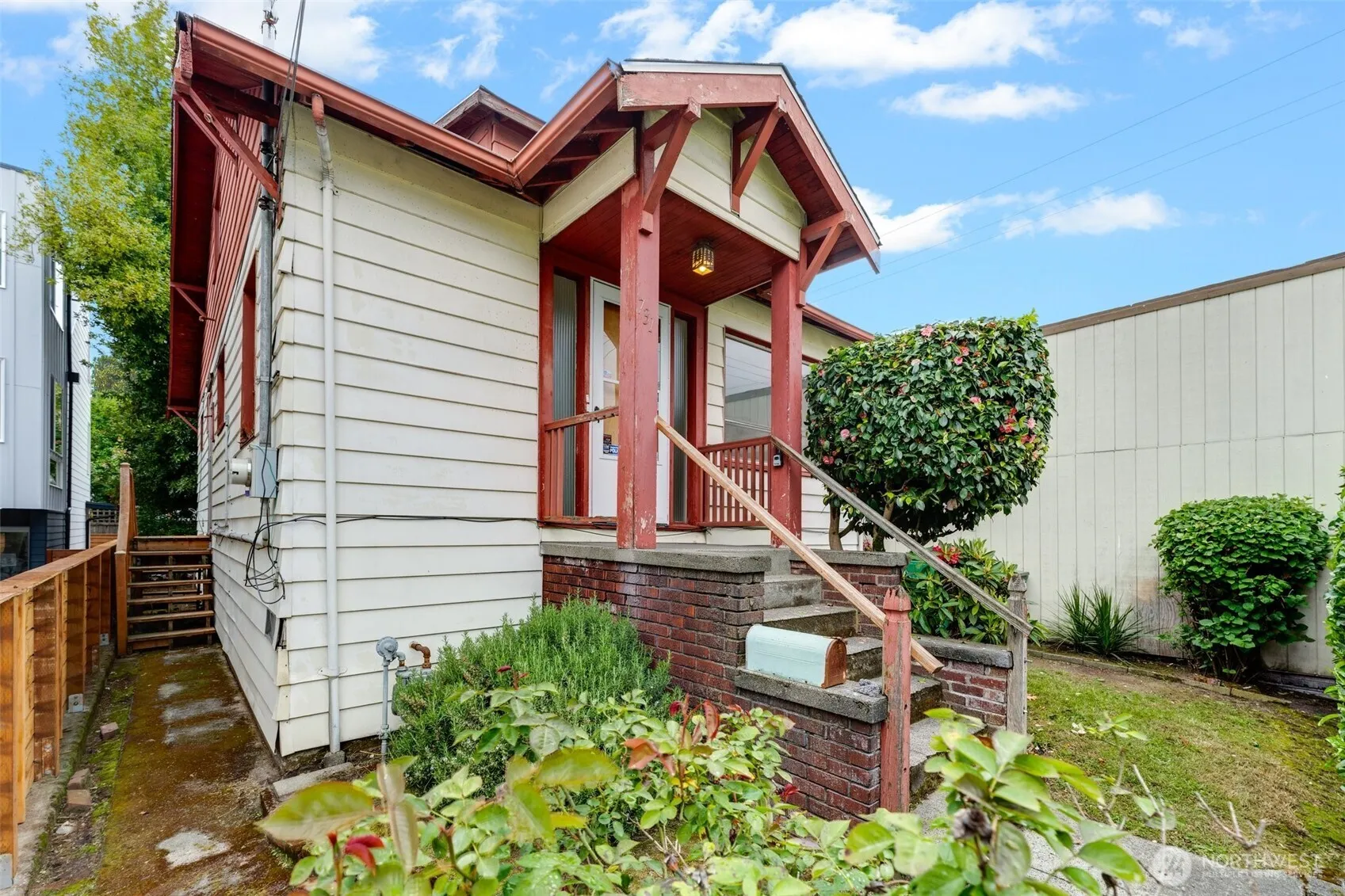 Property photo for 731 18th Avenue, Seattle