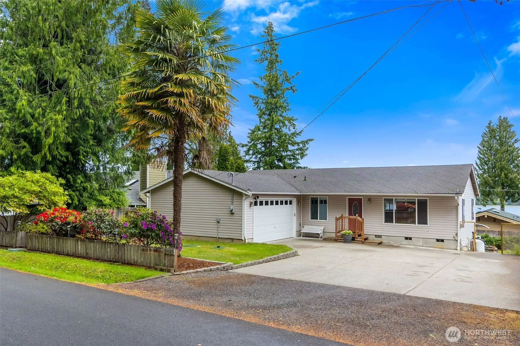 Property photo for 10018 Overlook Drive Nw, Olympia
