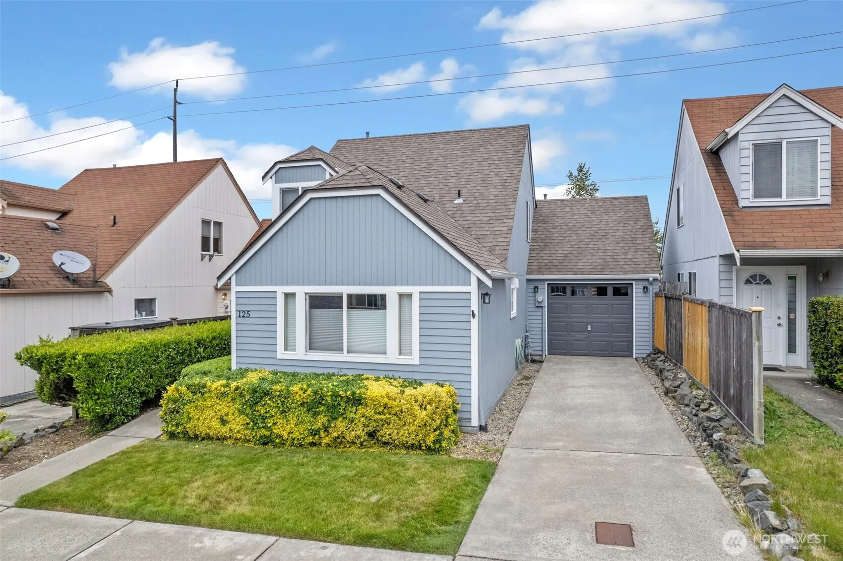 Property photo for 125 99th Street Ct E, Tacoma photo 2