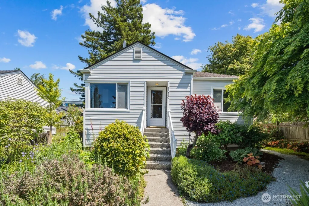 Property photo for 6050 36th Avenue Sw, Seattle
