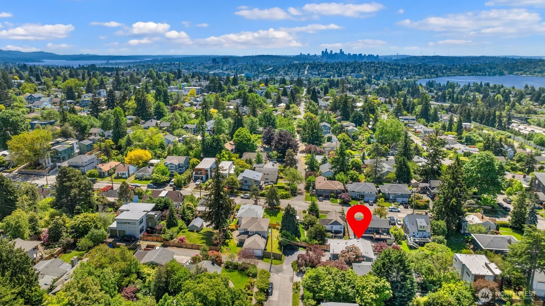 Property photo for 9011 Latona Avenue Ne, Seattle photo 3