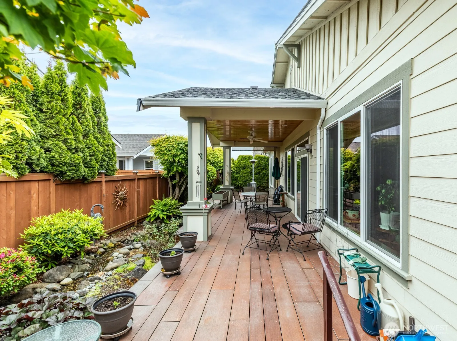 Property photo for 8516 Bainbridge Loop Ne, Lacey photo 5
