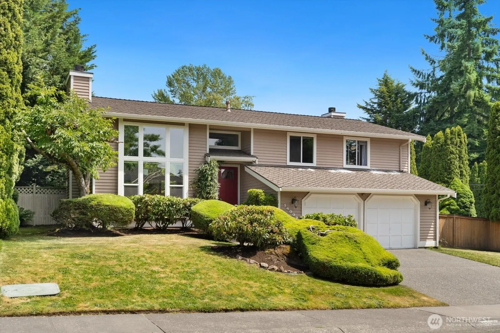 Property photo for 14002 129th Avenue Ne, Kirkland photo 2