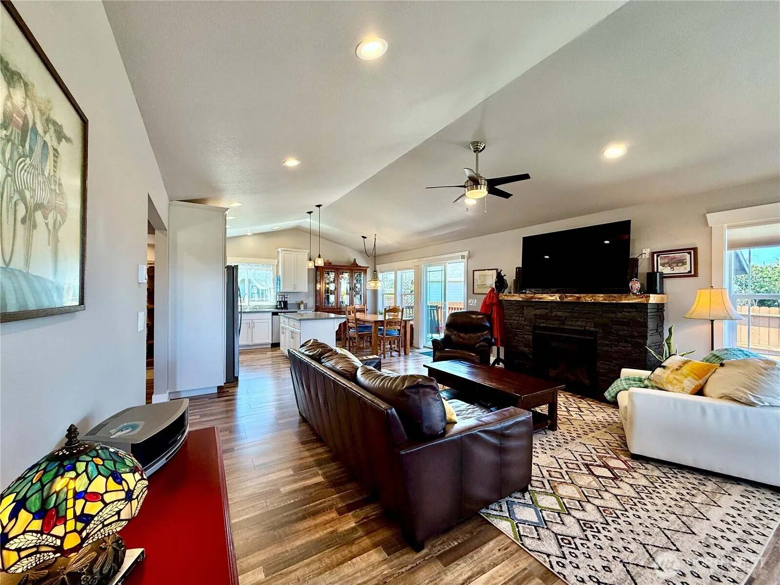 Property photo for 1233 Camero Loop Sw, Ocean Shores photo 4